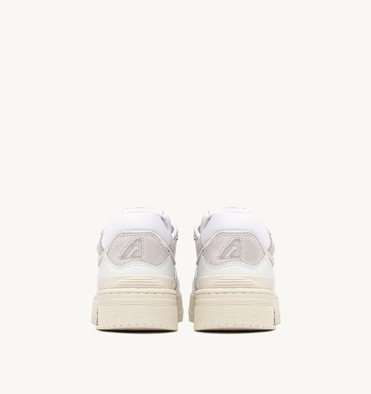 Clc^AUTRY Clc Sneakers In Leather Color White