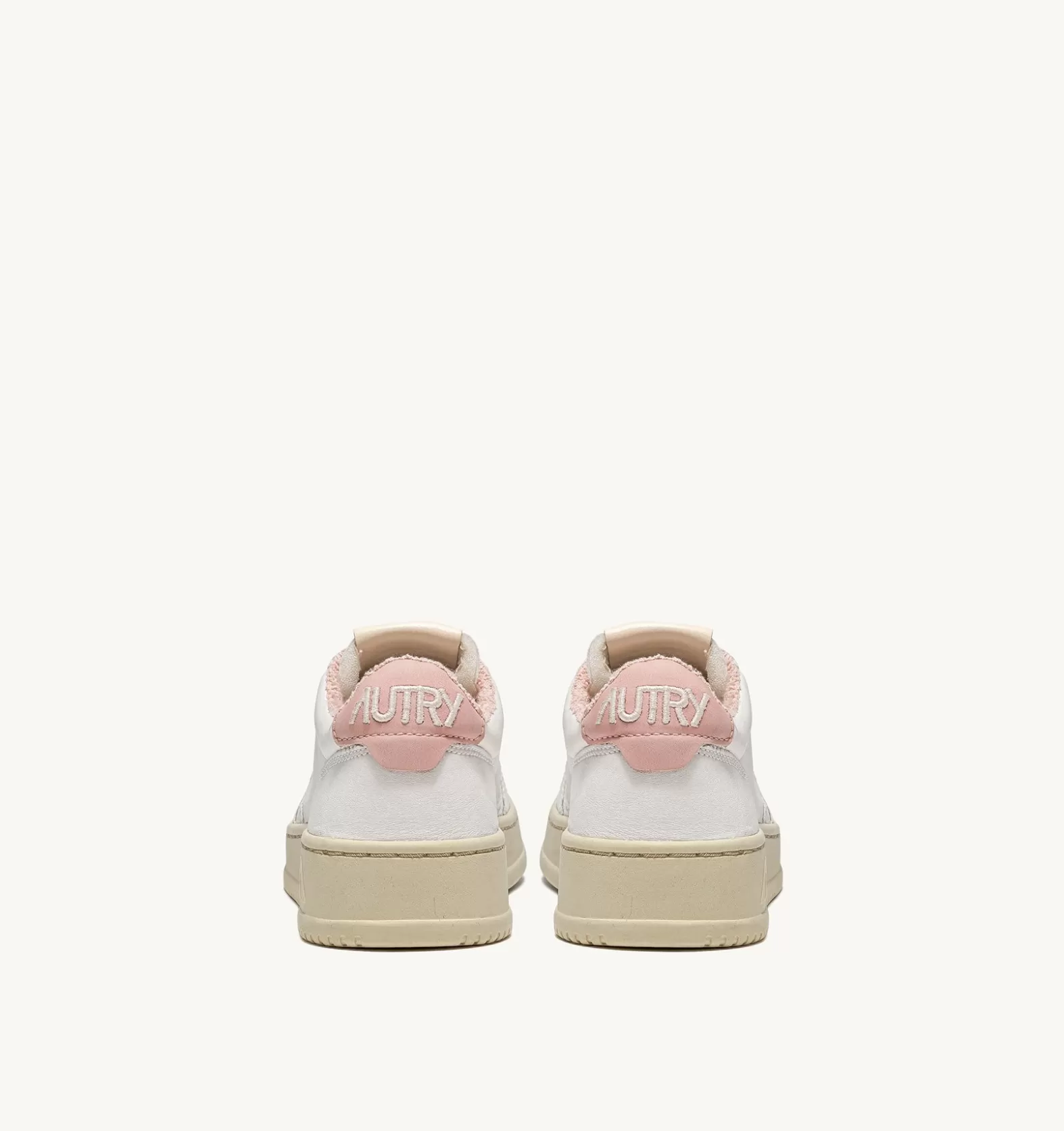 Medalist^AUTRY Medalist Low Sneaker In Pelle Morbida Di Capra E Spugna Color Bianco E Powder