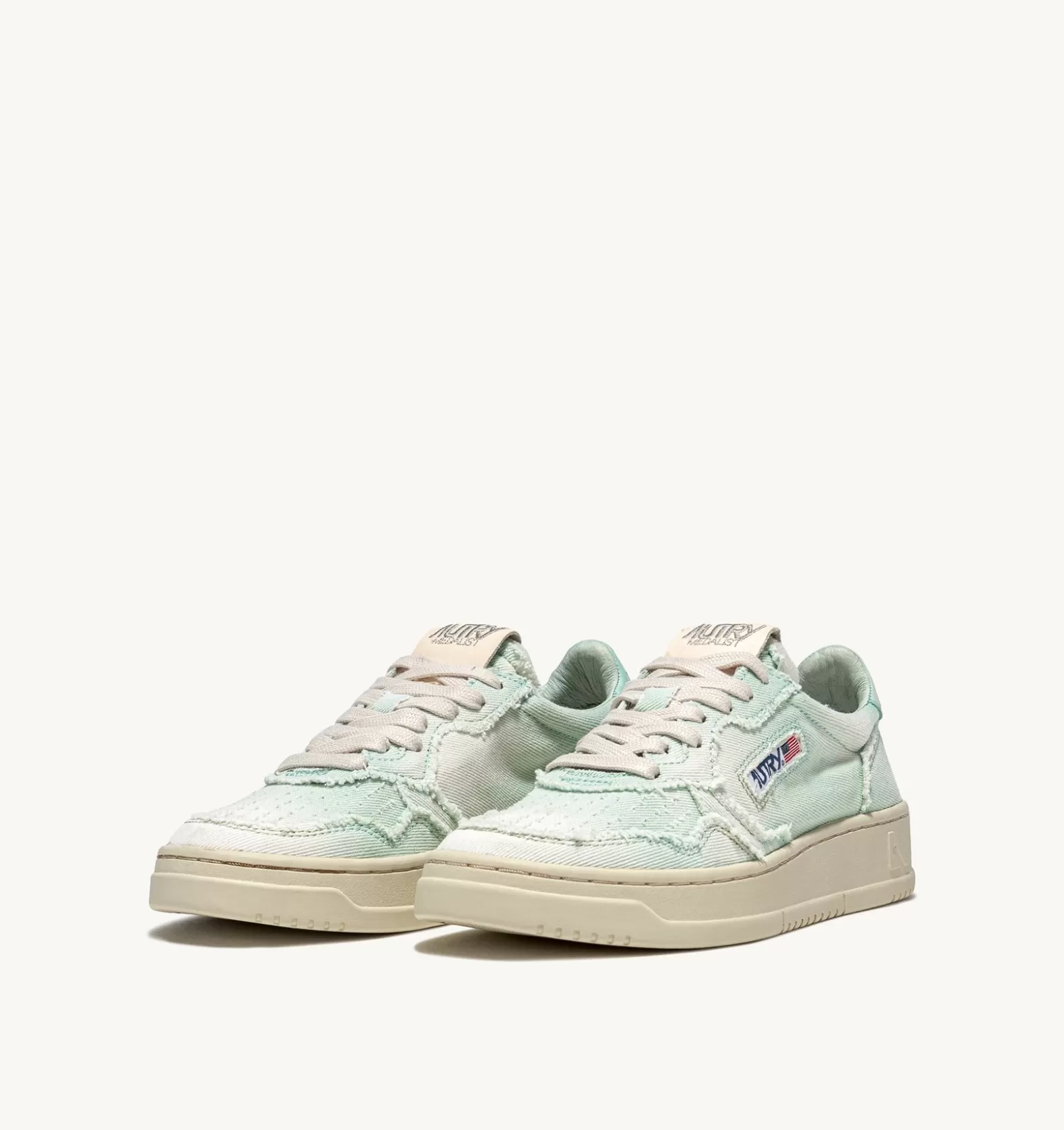 Medalist^AUTRY Medalist Low Sneakers In Denim Color Saltwater