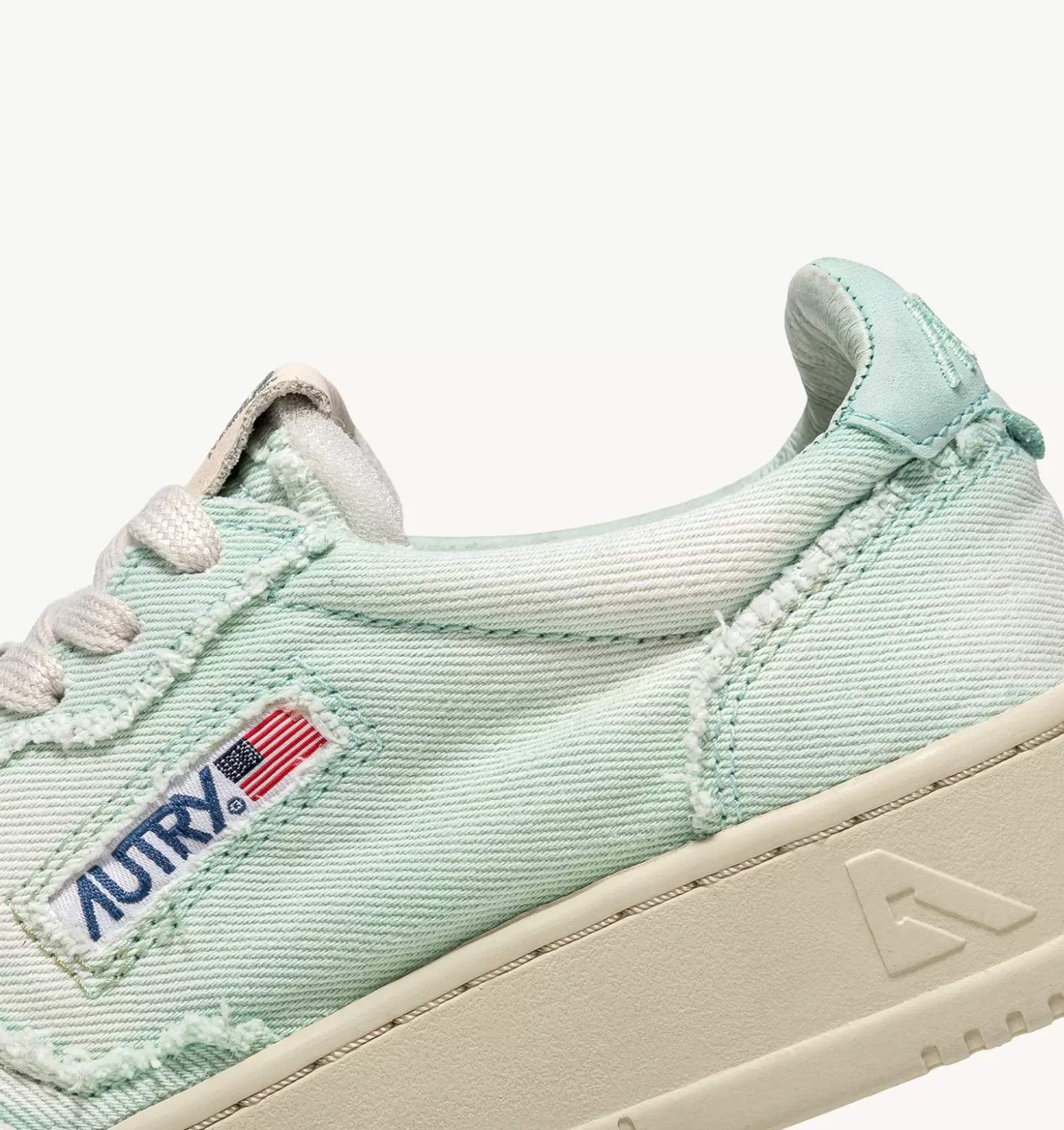Medalist^AUTRY Medalist Low Sneakers In Denim Color Saltwater