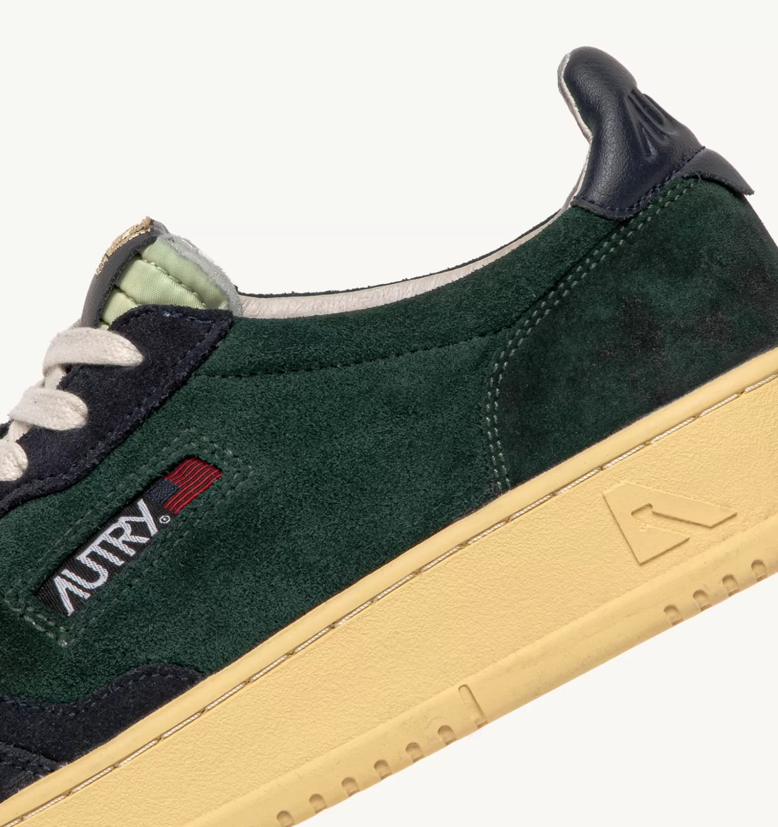 Medalist^AUTRY Medalist Low Sneakers In Green And Blue Suede