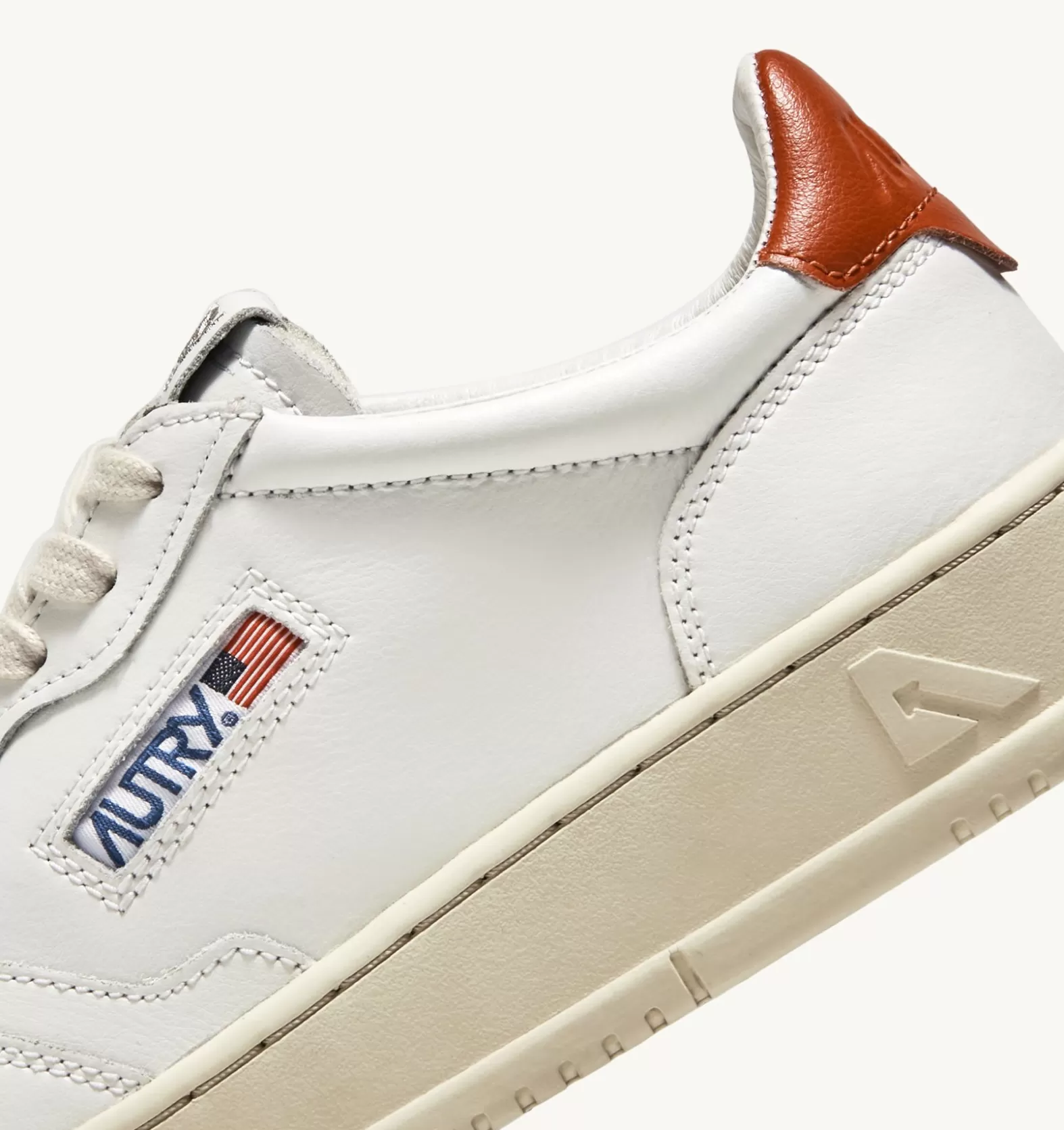 Medalist^AUTRY Medalist Low Sneakers In Leather Color White And Rust