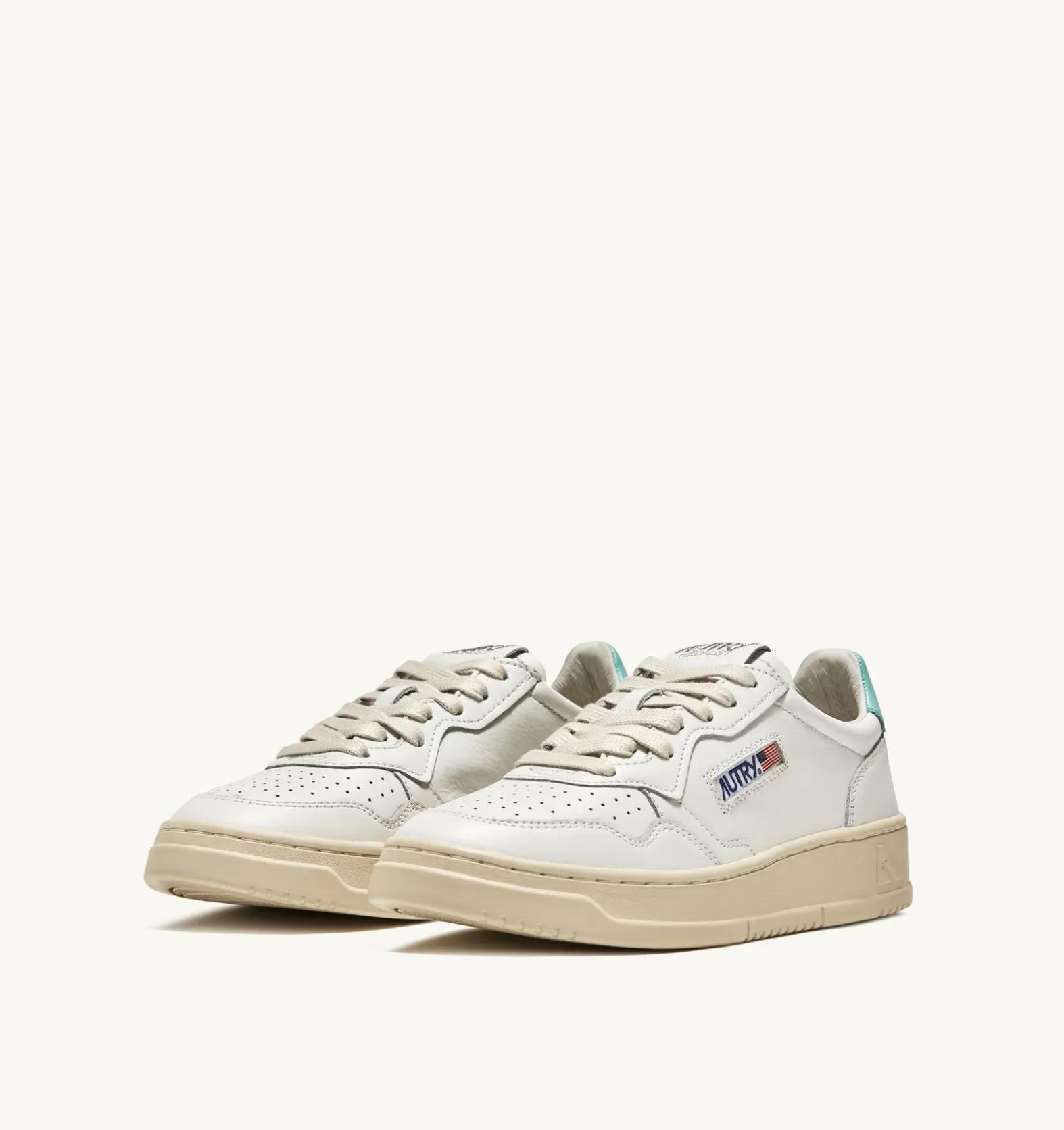 Medalist^AUTRY Medalist Low Sneakers In Leather Color White And Turquoise