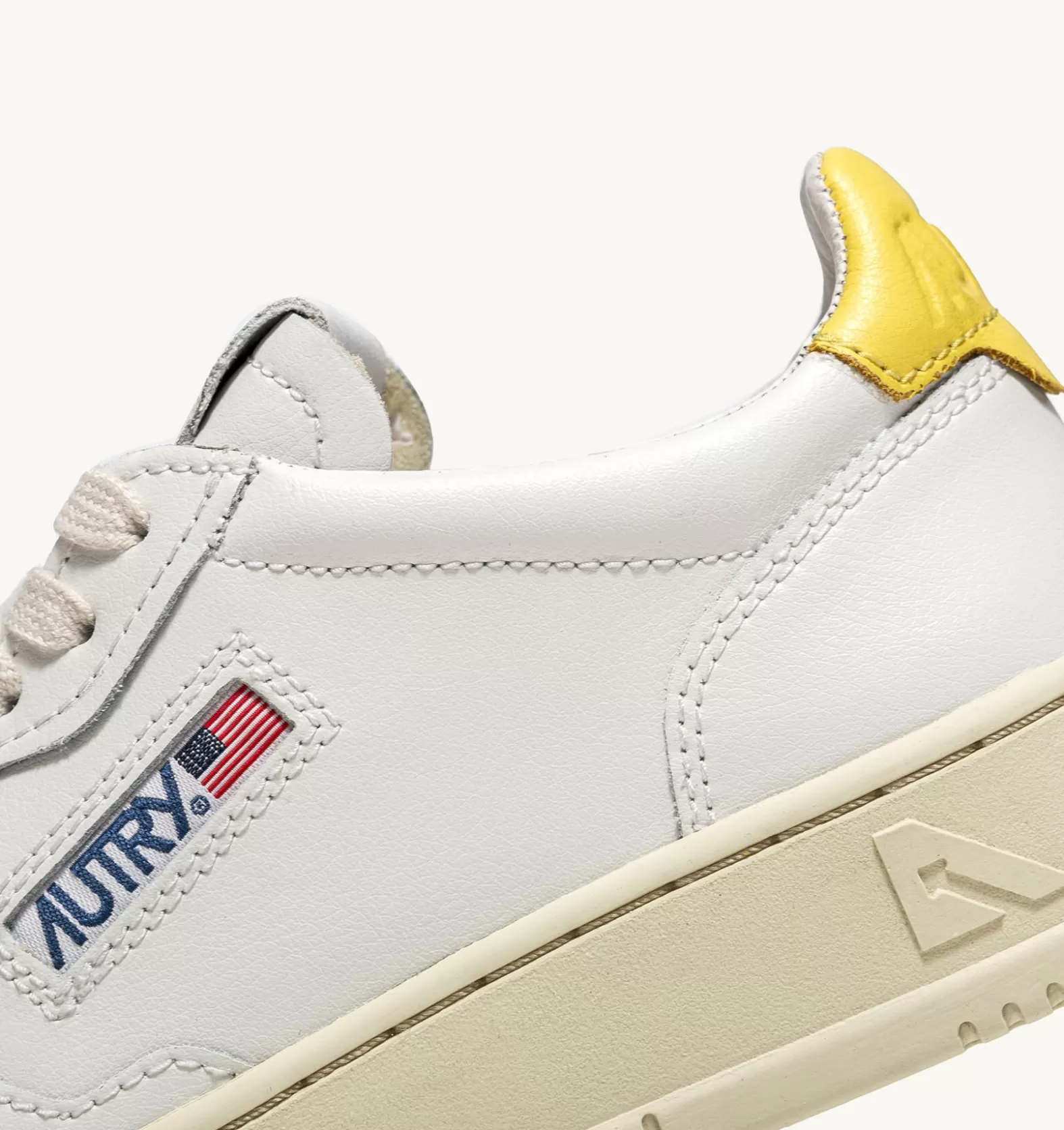 Medalist^AUTRY Medalist Low Sneakers In Leather Color White And Yellow