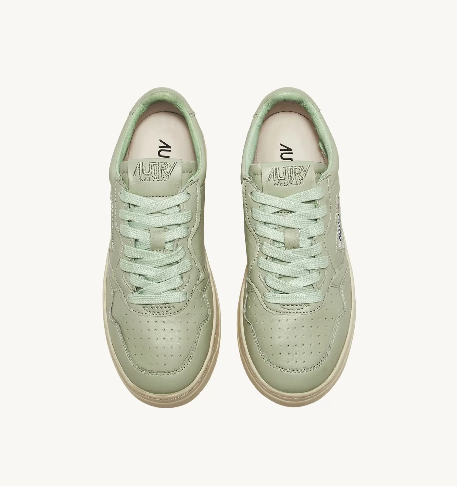 Medalist^AUTRY Medalist Low Sneakers In Soft Goatskin Color Cel Green