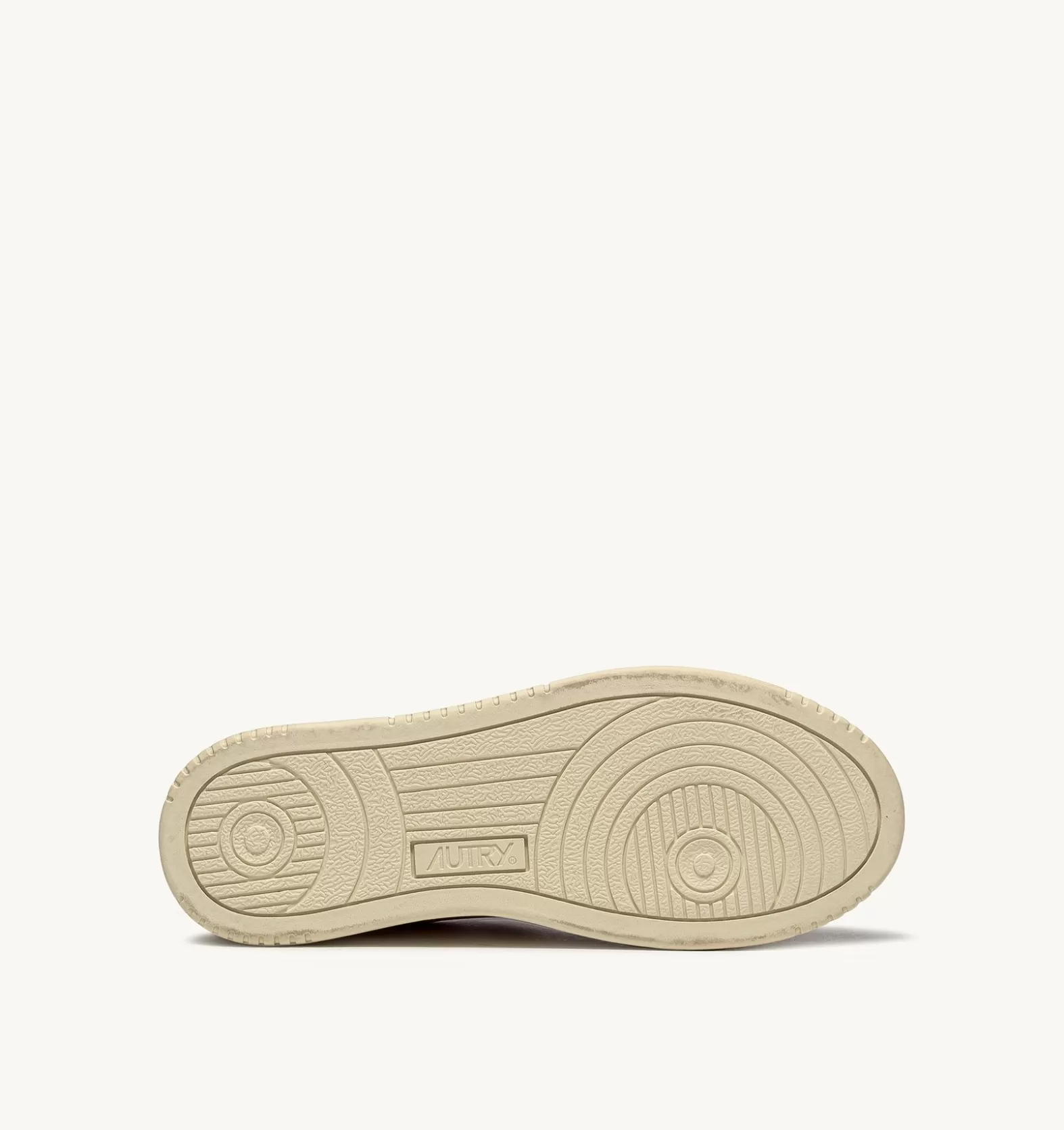 Medalist^AUTRY Medalist Low Sneakers In Soft Goatskin Color Peach