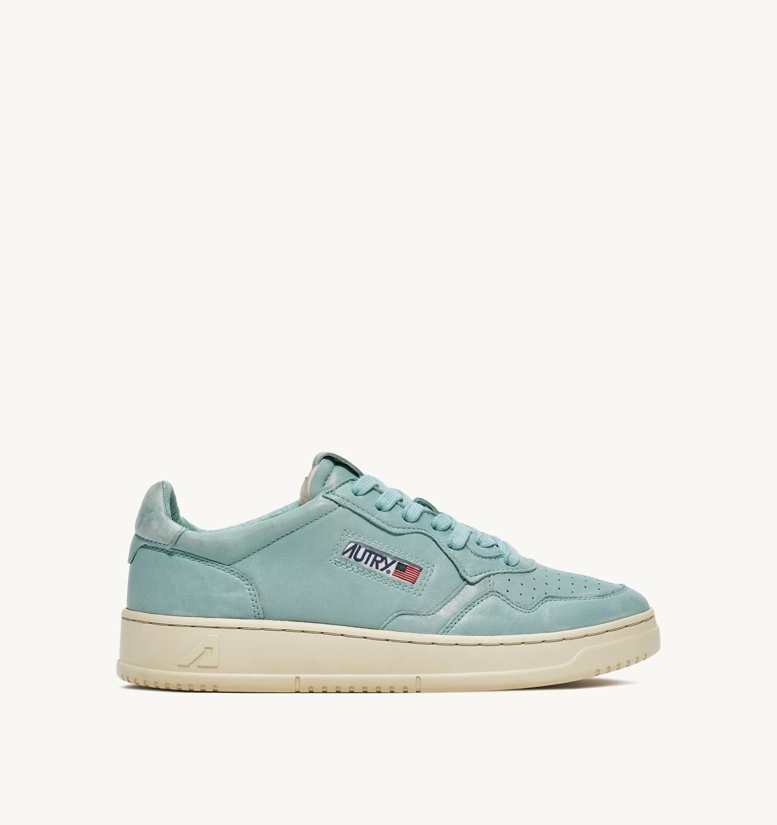 Medalist^AUTRY Medalist Low Sneakers In Soft Goatskin Color Shell