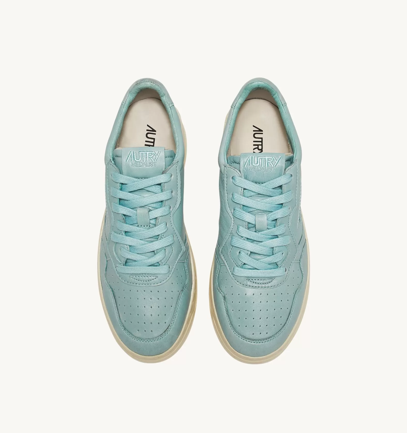 Medalist^AUTRY Medalist Low Sneakers In Soft Goatskin Color Shell