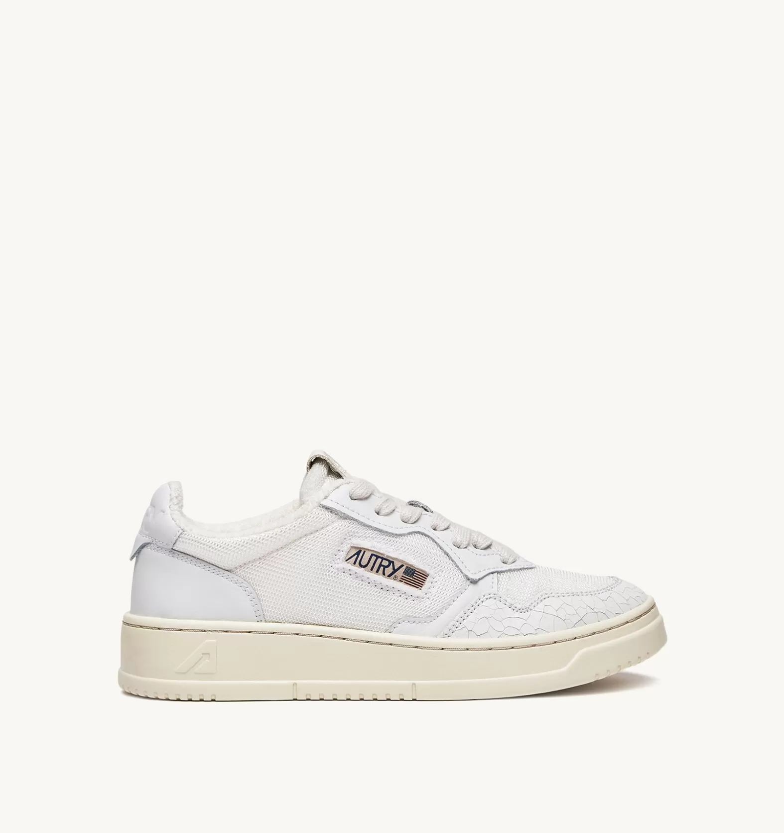 Medalist^AUTRY Medalist Low Sneakers In Sponge And Dragon Effect Color Ivory White