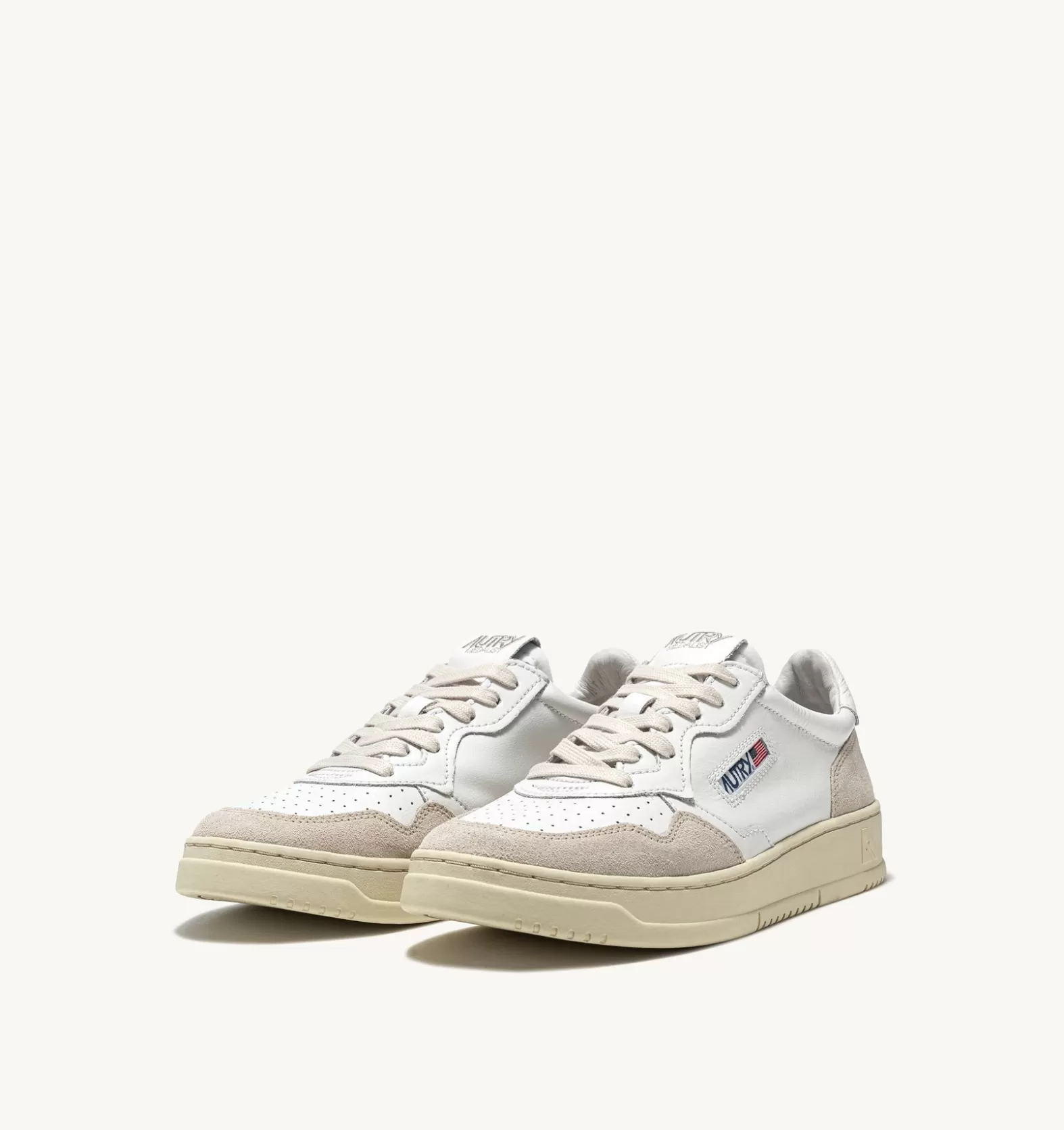 Medalist^AUTRY Medalist Low Sneakers In Suede And Leather Color White