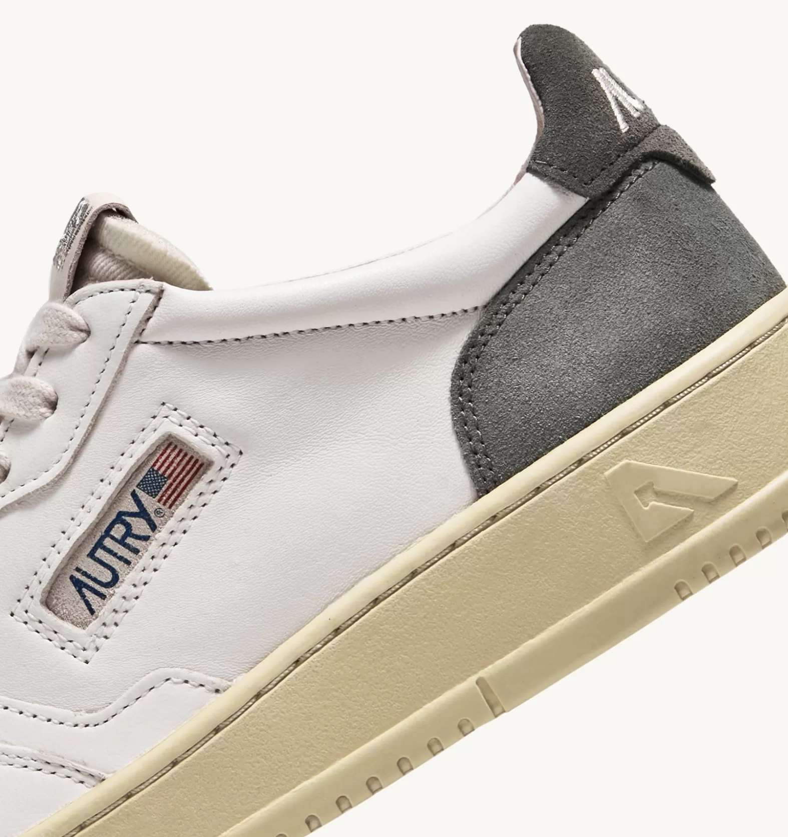 Medalist^AUTRY Medalist Low Sneakers In Suede And Leather White And Military
