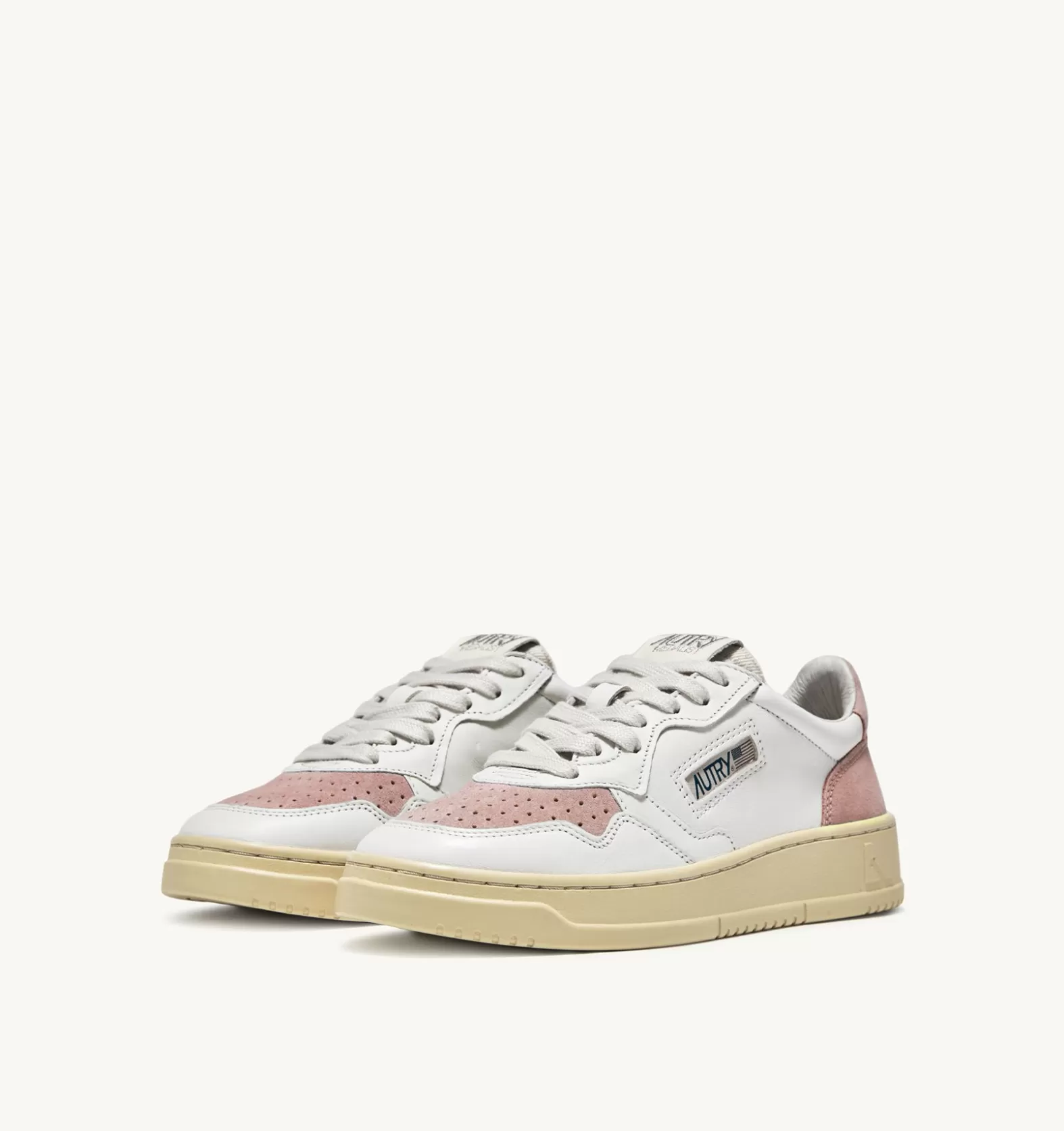 Medalist^AUTRY Medalist Low Sneakers In Suede And Leather White And Pink