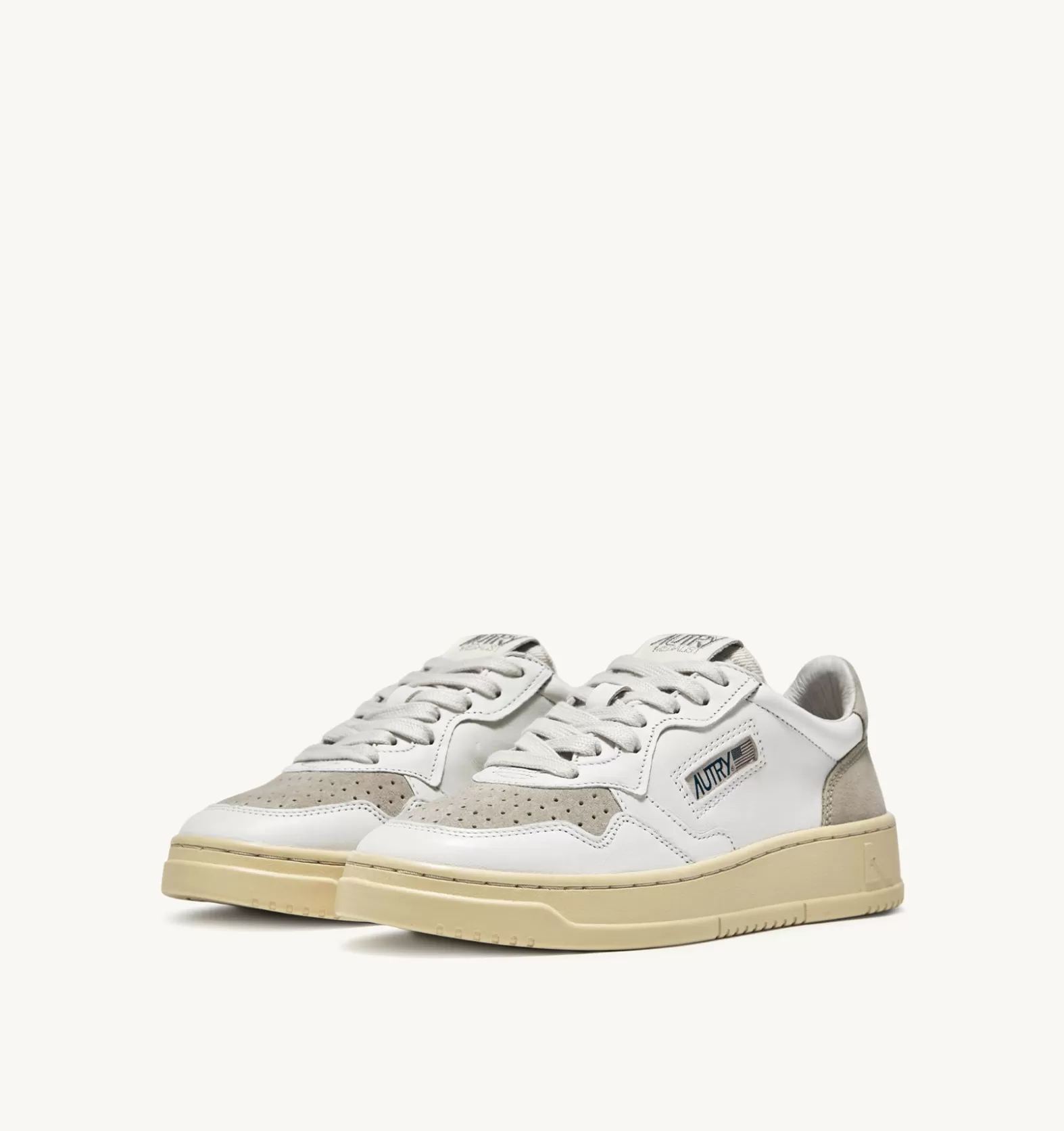Medalist^AUTRY Medalist Low Sneakers In Suede And Leather White And Sand Brown