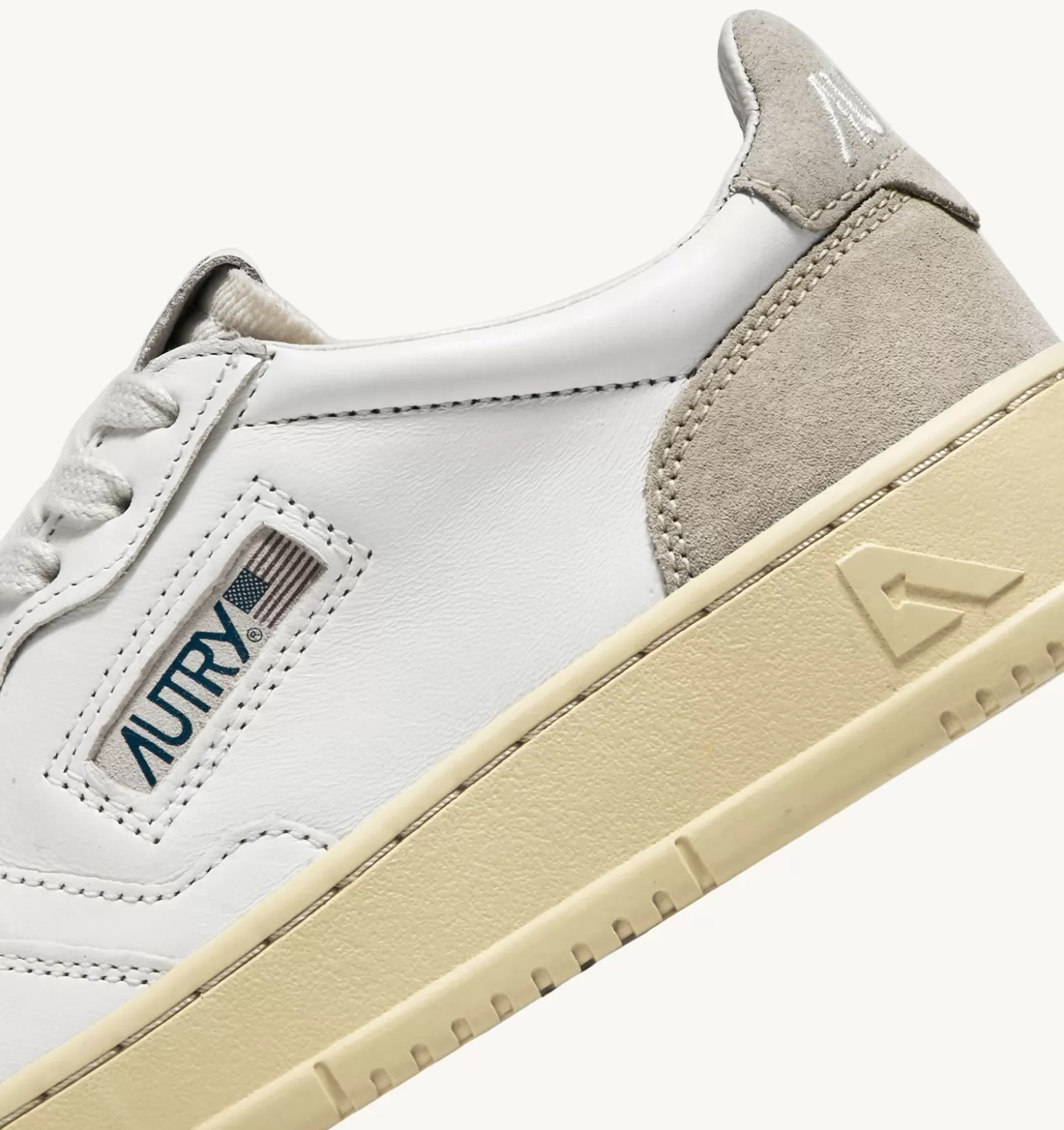 Medalist^AUTRY Medalist Low Sneakers In Suede And Leather White And Sand Brown