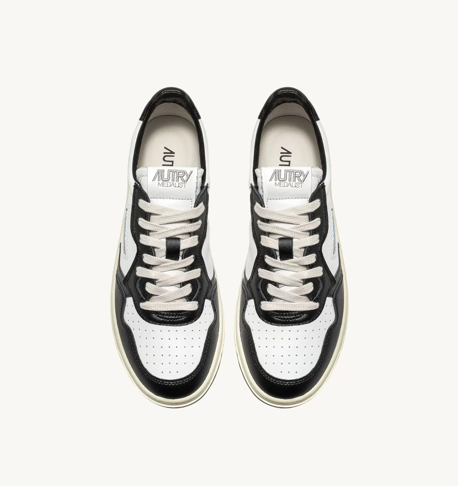 Medalist^AUTRY Medalist Low Sneakers In Two-Tone Leather Color White And Black