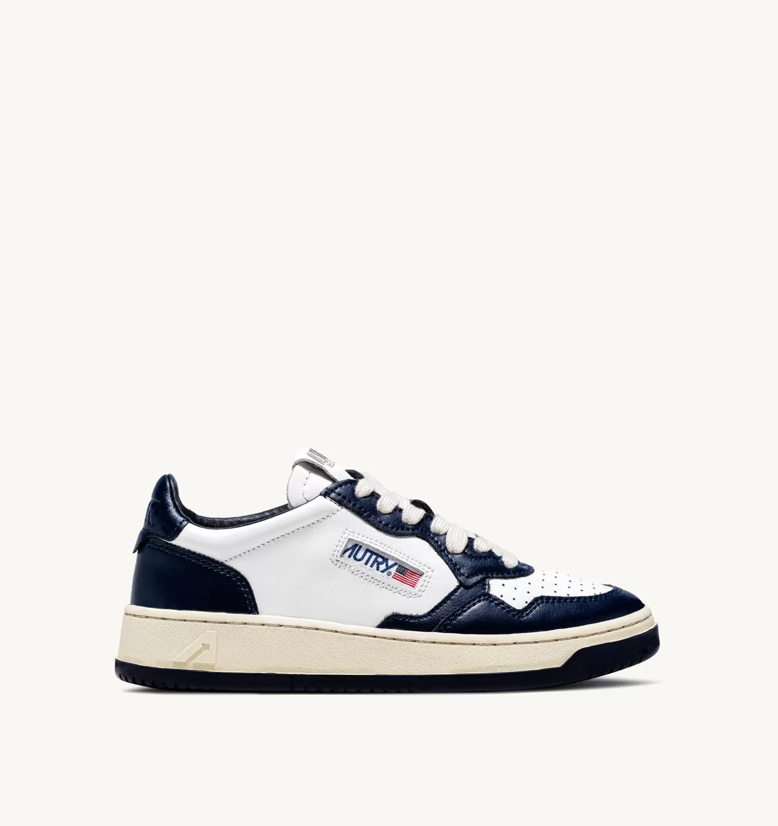 Medalist^AUTRY Medalist Low Sneakers In Two-Tone Leather Color White And Blue