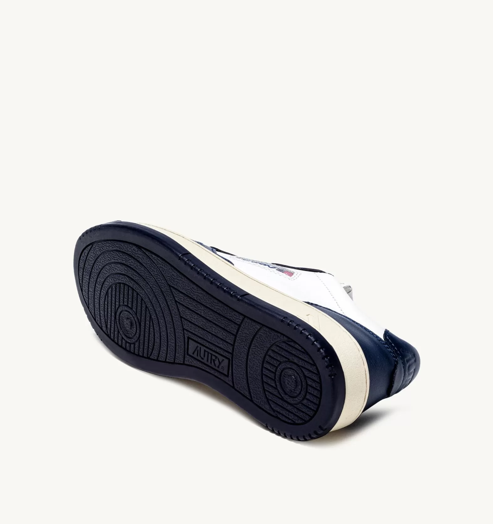 Medalist^AUTRY Medalist Low Sneakers In Two-Tone Leather Color White And Blue