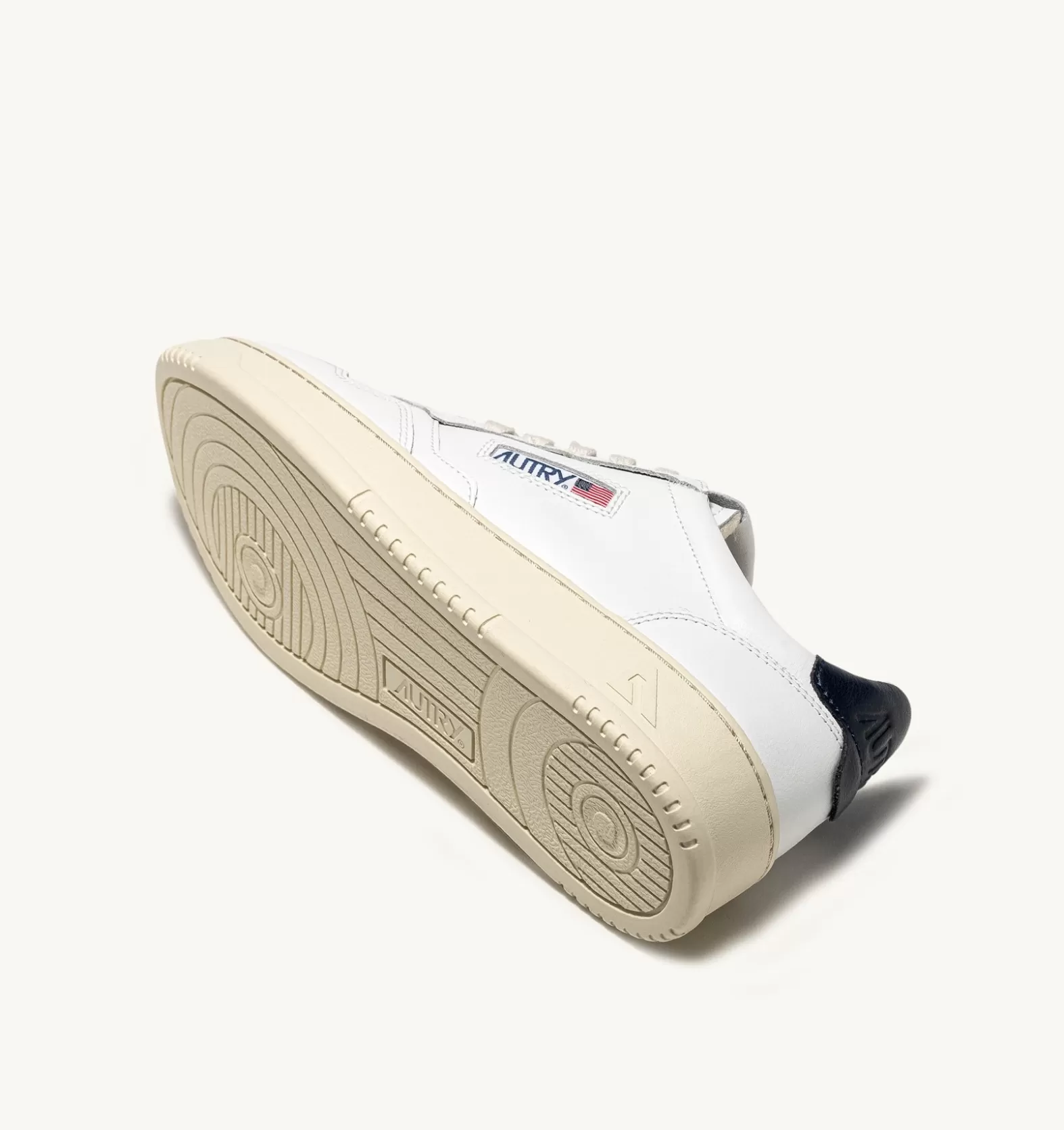 Medalist^AUTRY Medalist Low Sneakers In White And Space Leather