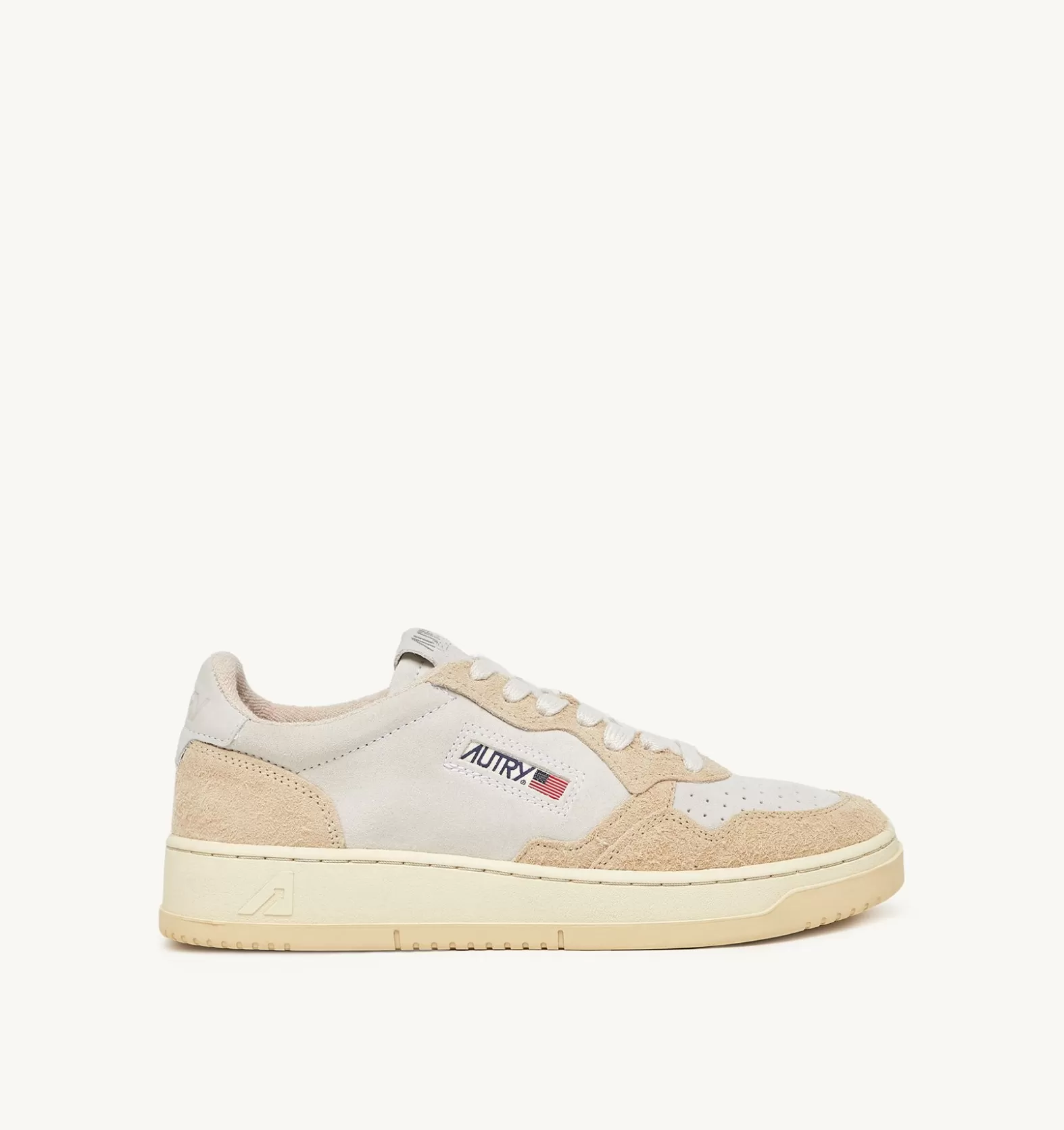 Medalist^AUTRY Medalist Low Sneakers In White Suede And Ecru Hair Effect Suede