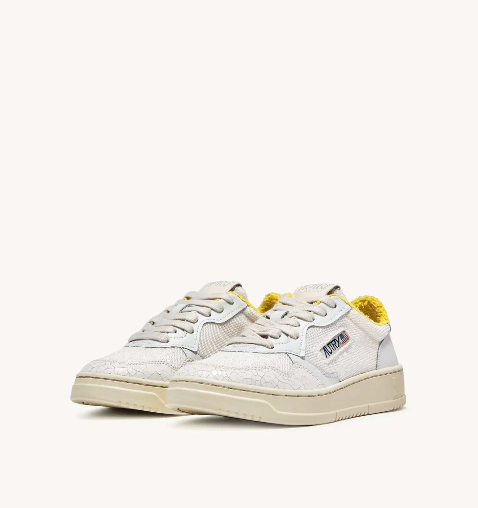 Medalist^AUTRY Medalist Low Sneakers In Yellow Sponge And Dragon Effect