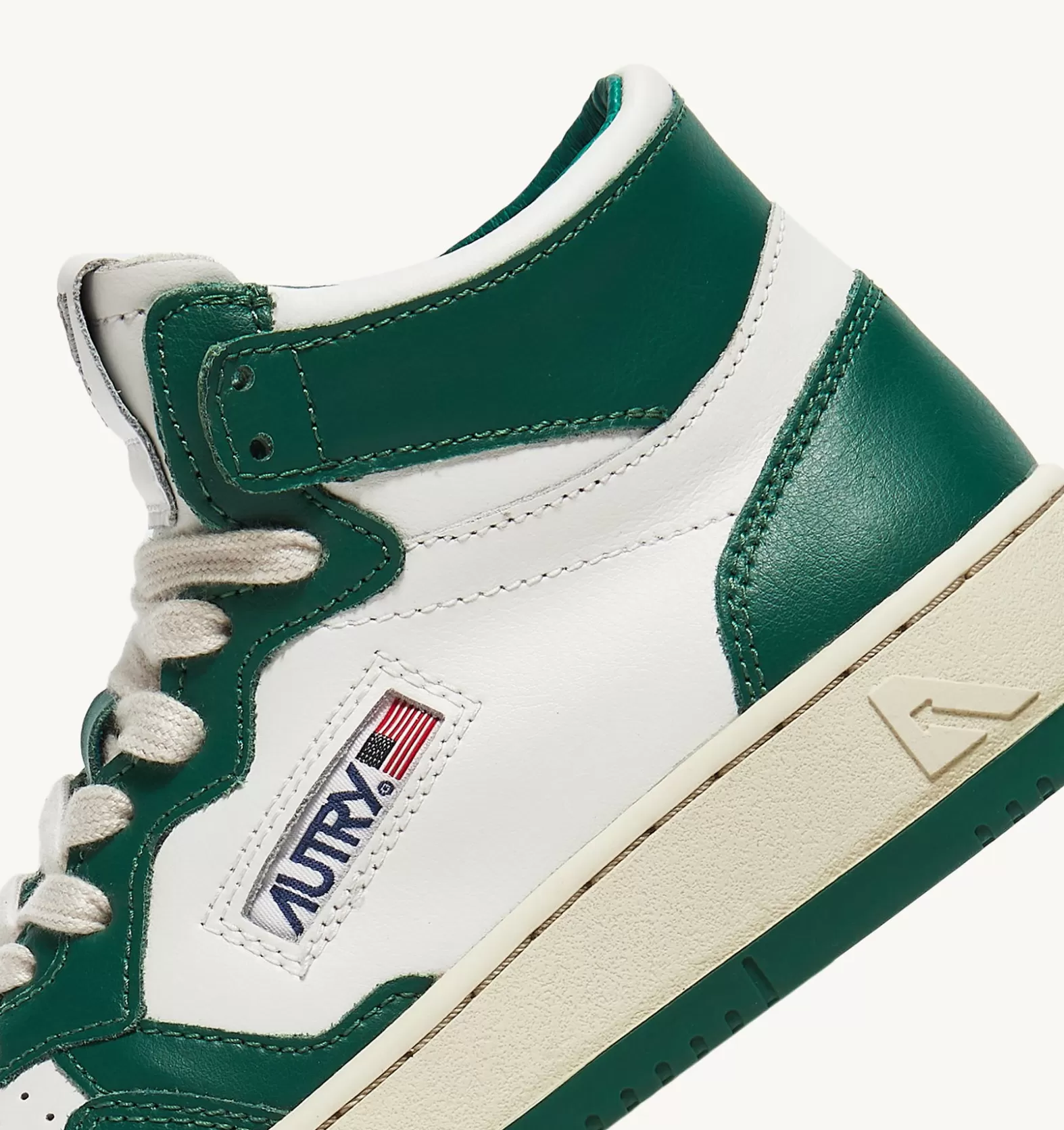 Medalist^AUTRY Medalist Mid Sneakers In Two-Tone Leather Color White And Green