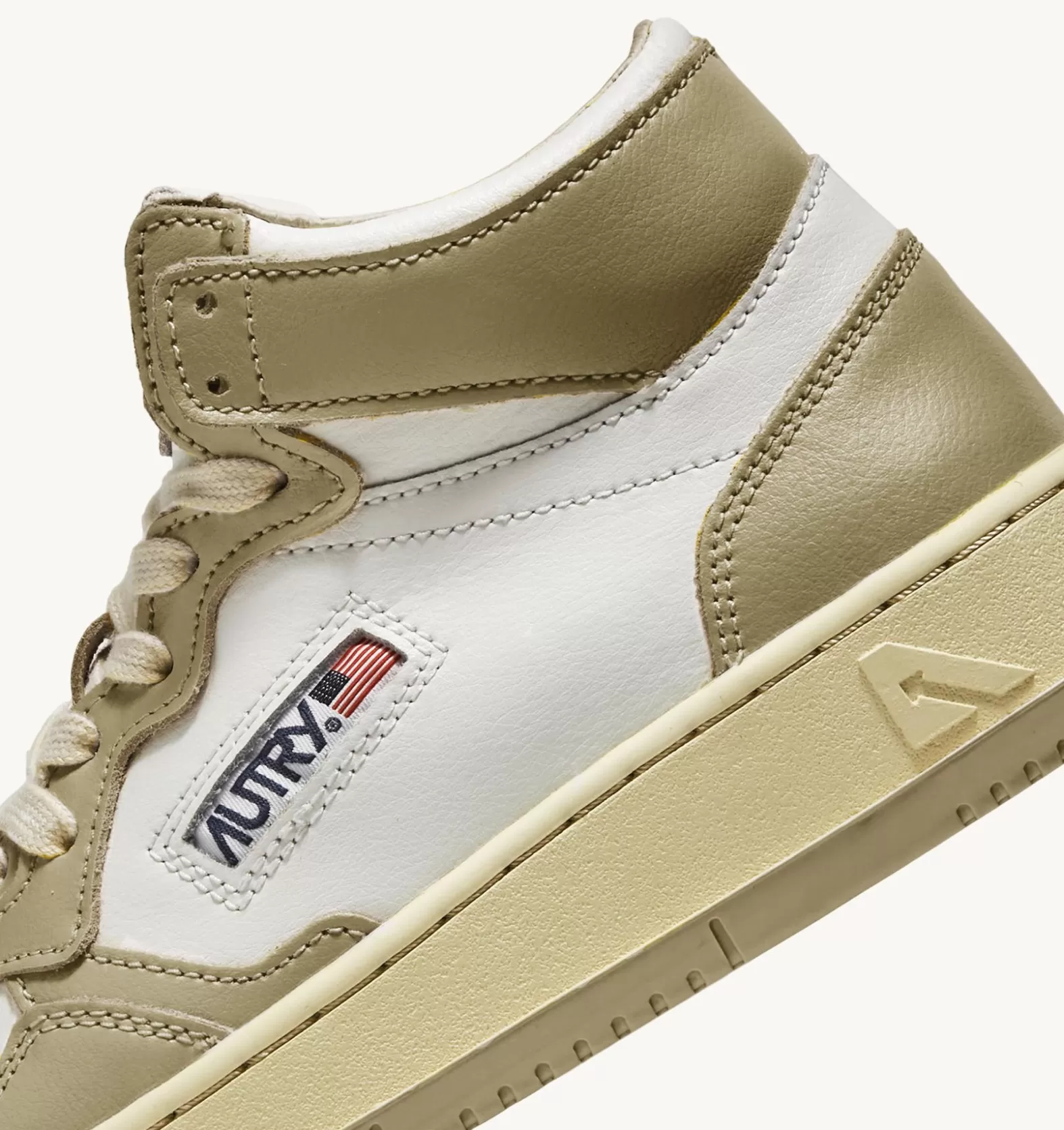 Medalist^AUTRY Medalist Mid Sneakers In Two-Tone Leather Color White And Mud Brown