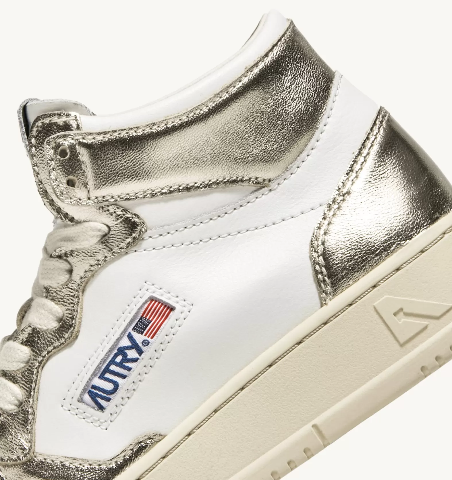 Medalist^AUTRY Medalist Mid Sneakers In Two-Tone Leather Color White And Platinum