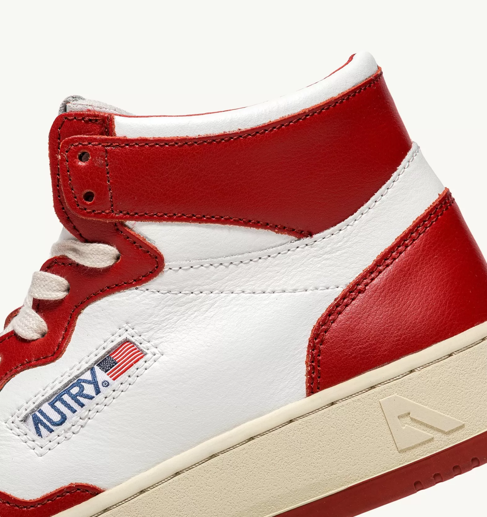 Medalist^AUTRY Medalist Mid Sneakers In Two-Tone Leather Color White And Red