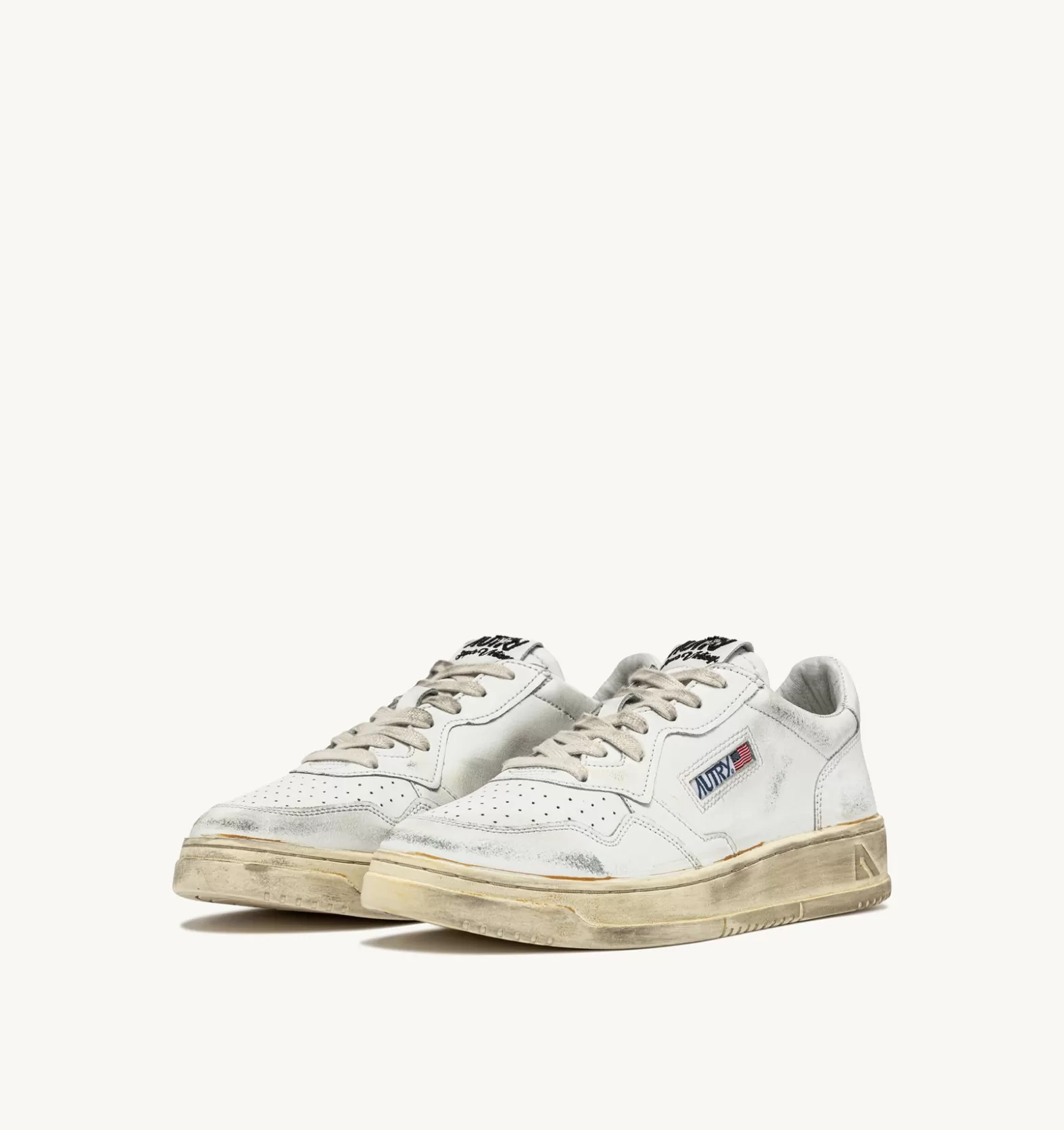 Super Vintage^AUTRY Medalist Super Vintage Low Sneakers In Glue Finish Leather Color White
