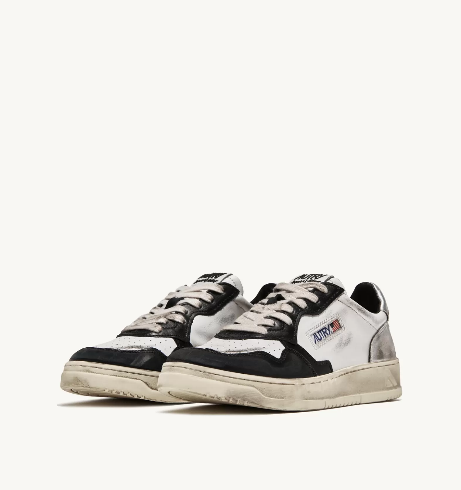 Super Vintage^AUTRY Medalist Super Vintage Low Sneakers In Leather Color White Black And Silver