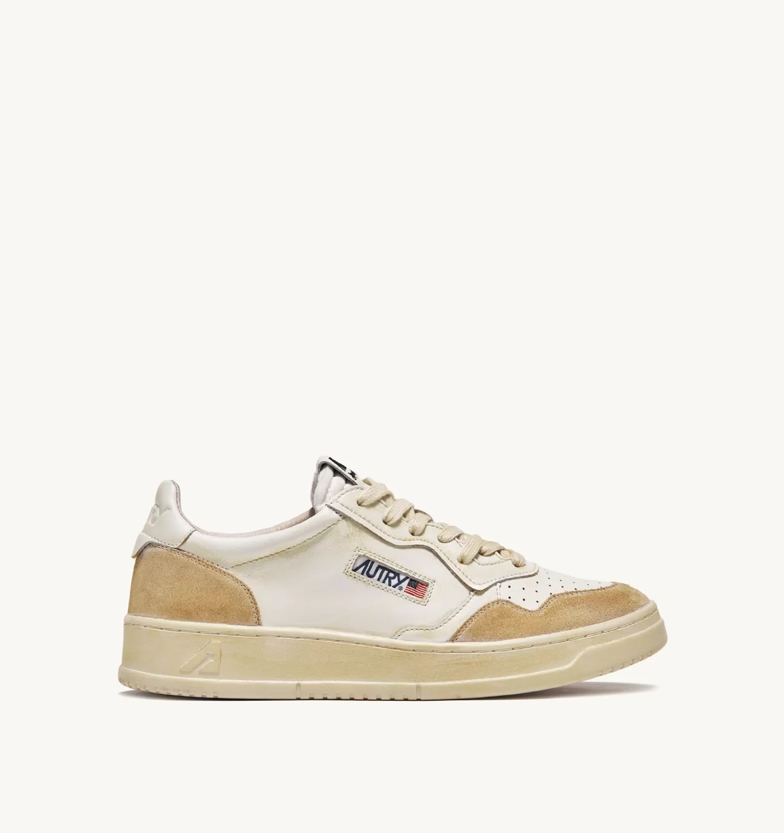 Super Vintage^AUTRY Medalist Super Vintage Low Sneakers In Yellowing-Effect Leather Color White