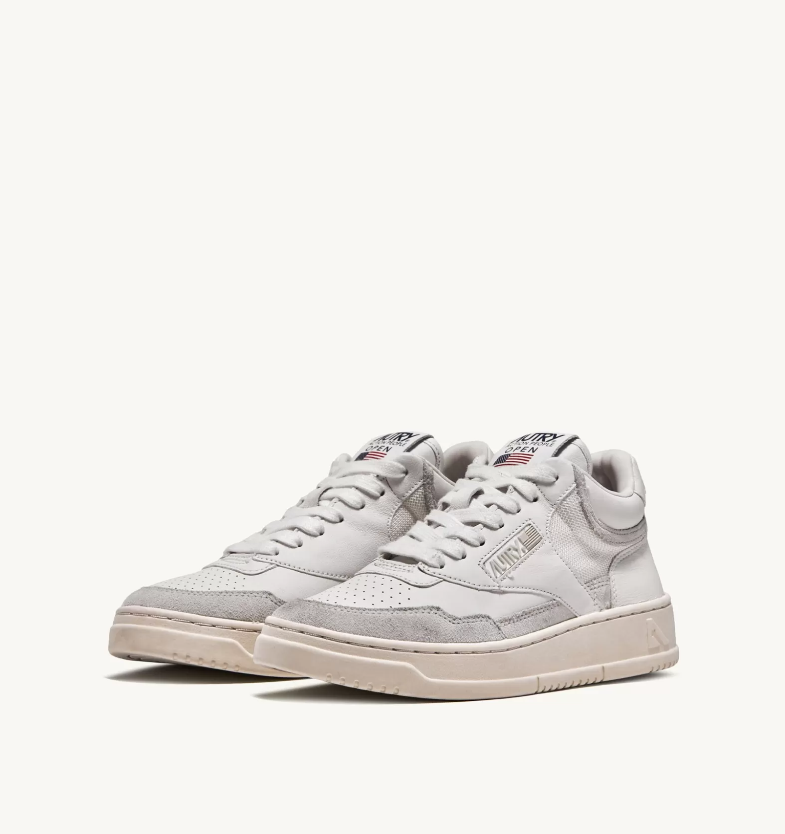 Open^AUTRY Open Mid Sneakers In Leather And Suede Color White