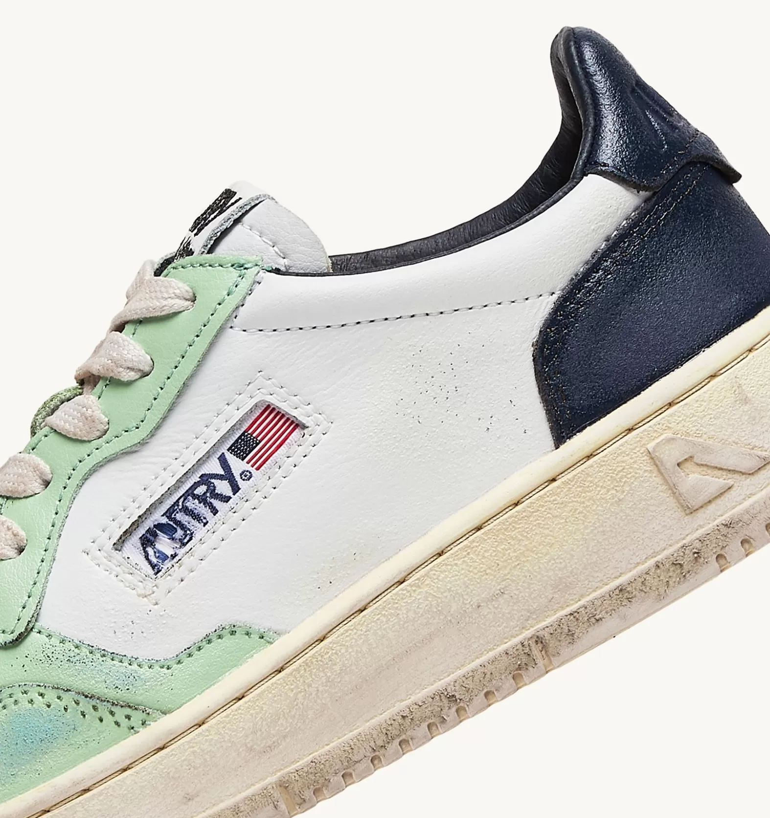 Super Vintage^AUTRY Super Vintage Low Sneakers In Leather Color White Nile And Blue