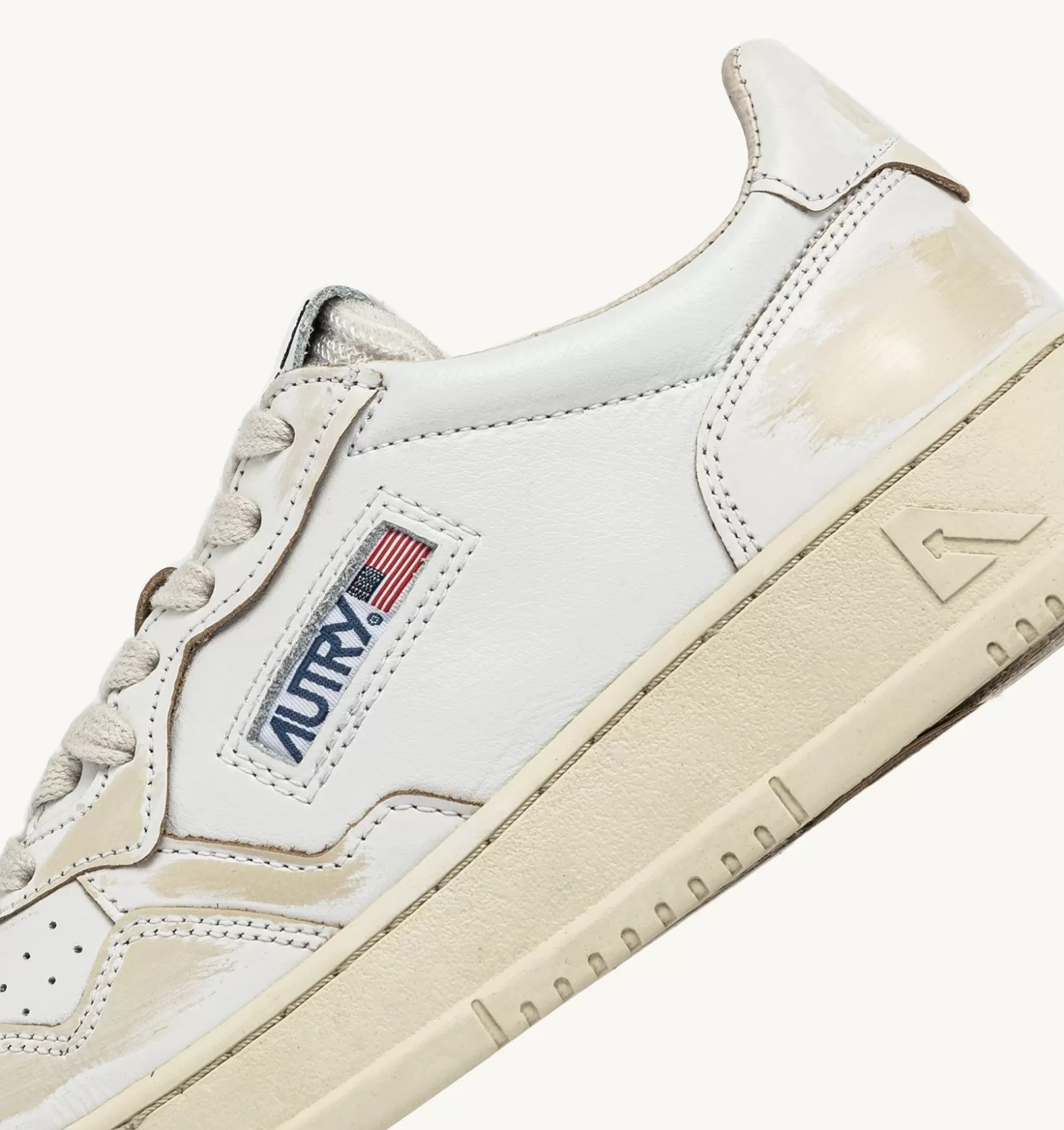 Super Vintage^AUTRY Super Vintage Low Sneakers In Removable Effect Leather Color White And Ivory