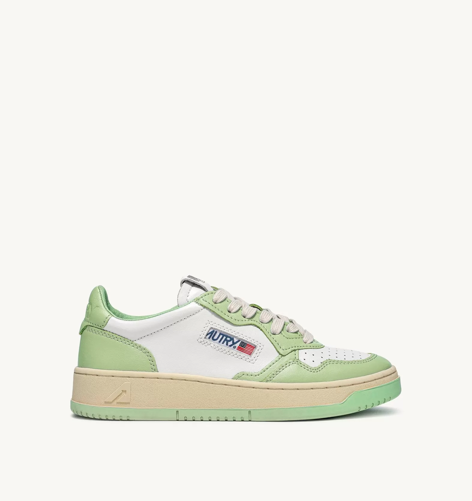 Medalist^AUTRY Two-Tone Medalist Low Sneakers In Leather Color Nile Green