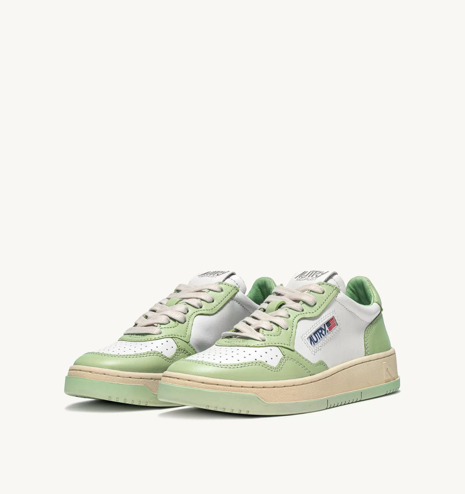 Medalist^AUTRY Two-Tone Medalist Low Sneakers In Leather Color Nile Green