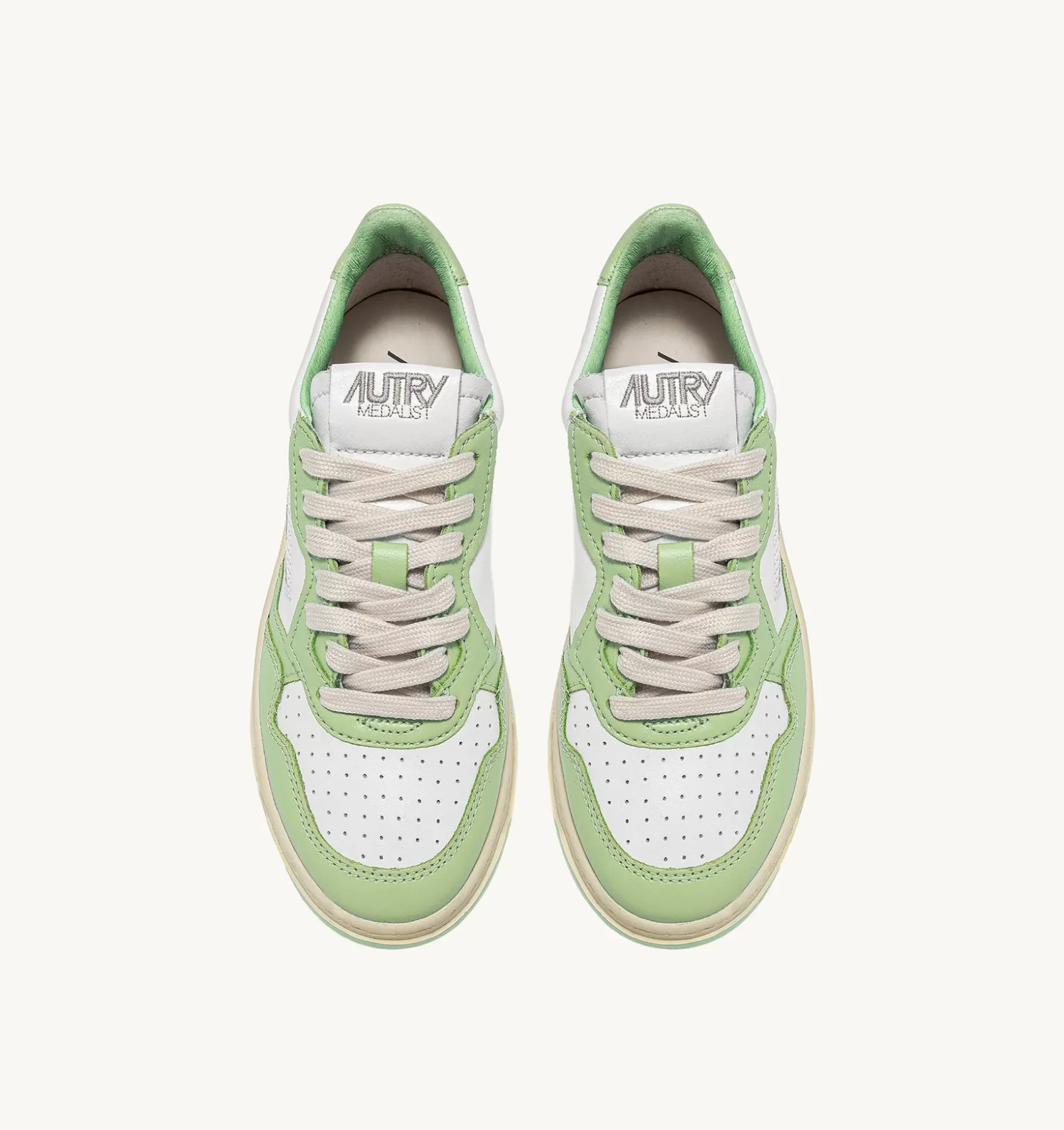 Medalist^AUTRY Two-Tone Medalist Low Sneakers In Leather Color Nile Green