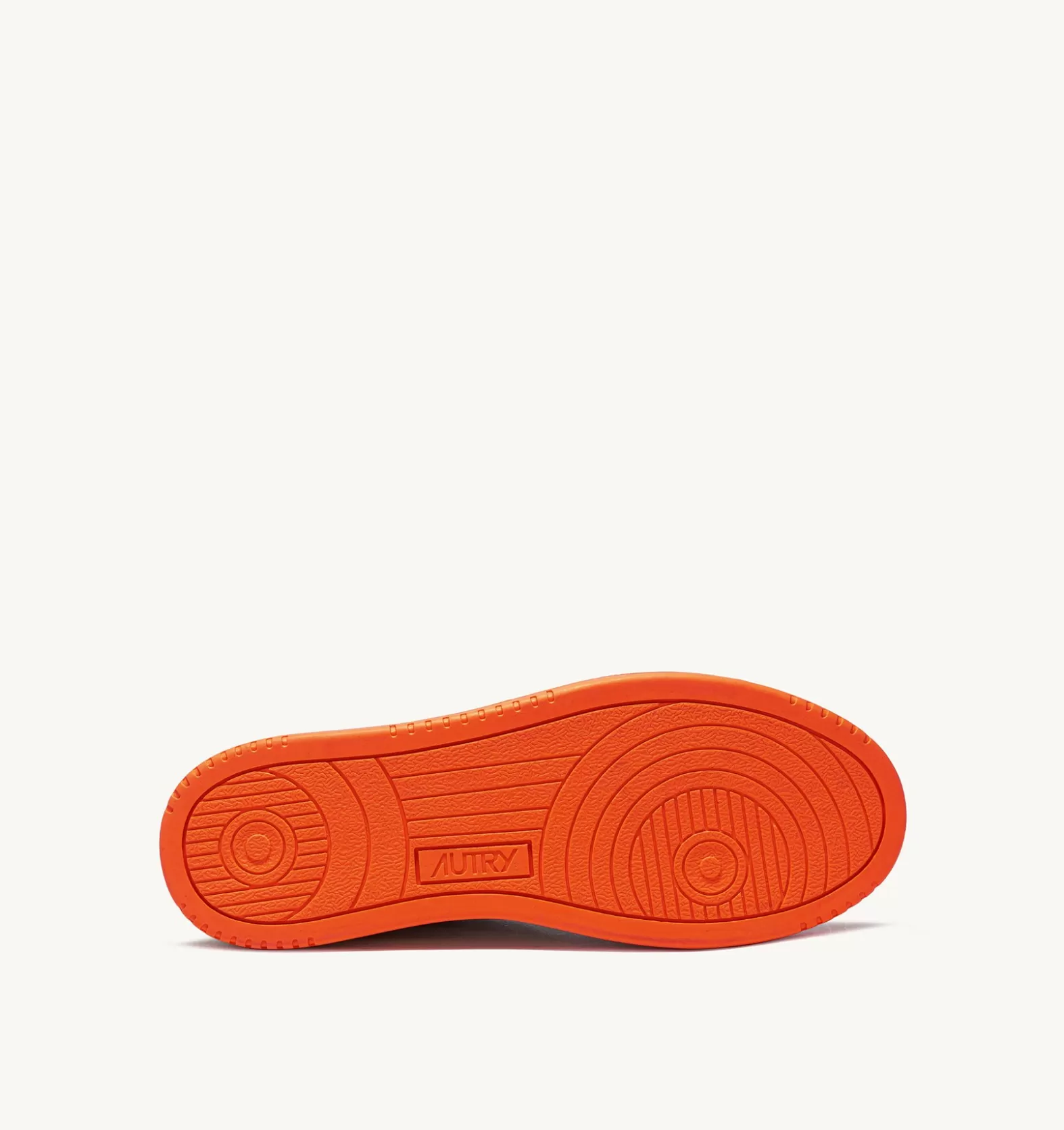 Medalist^AUTRY Two-Tone Medalist Low Sneakers In Leather Color White And Tangerine