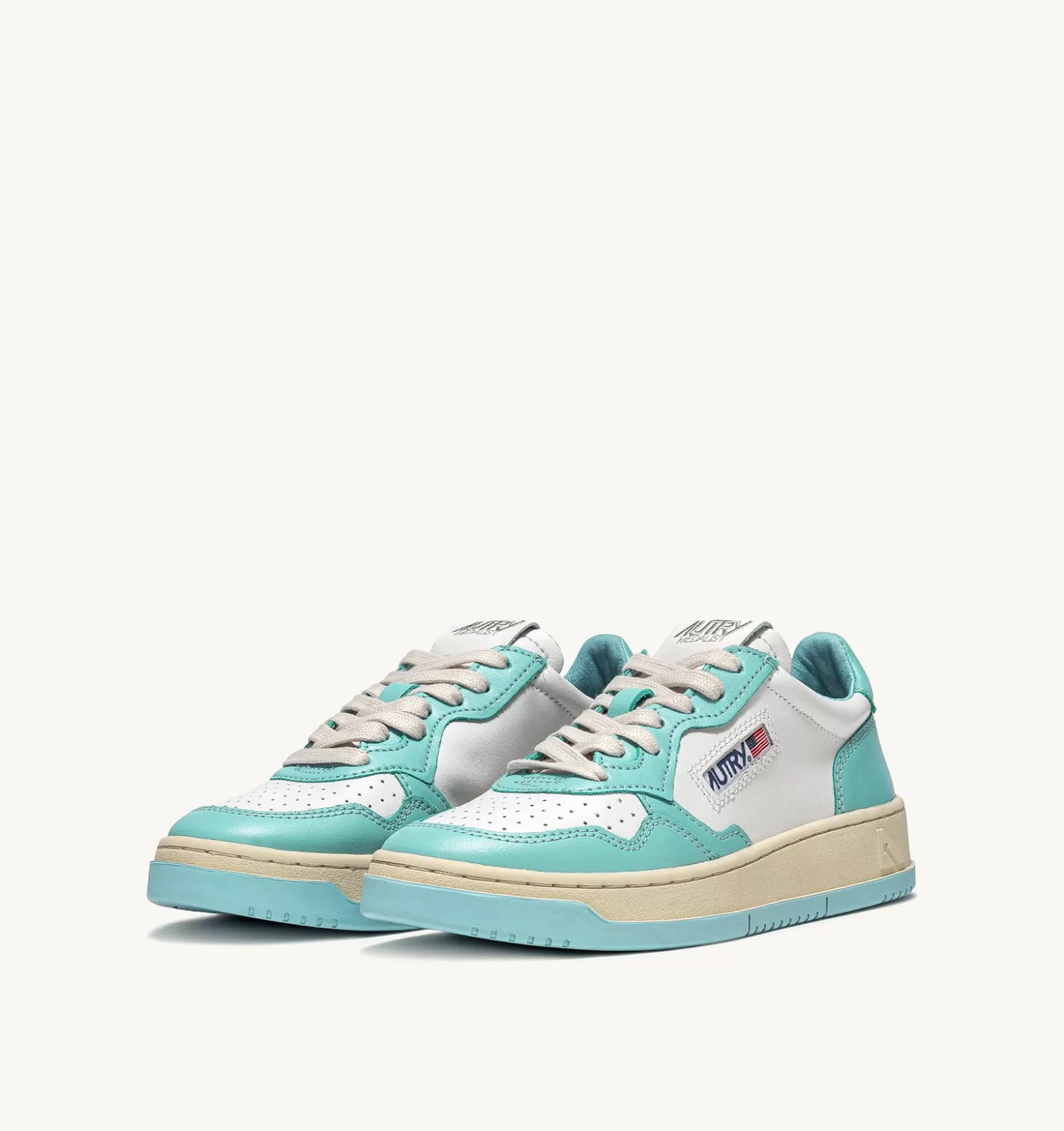 Medalist^AUTRY Two-Tone Medalist Low Sneakers In Leather Color White And Turquoise