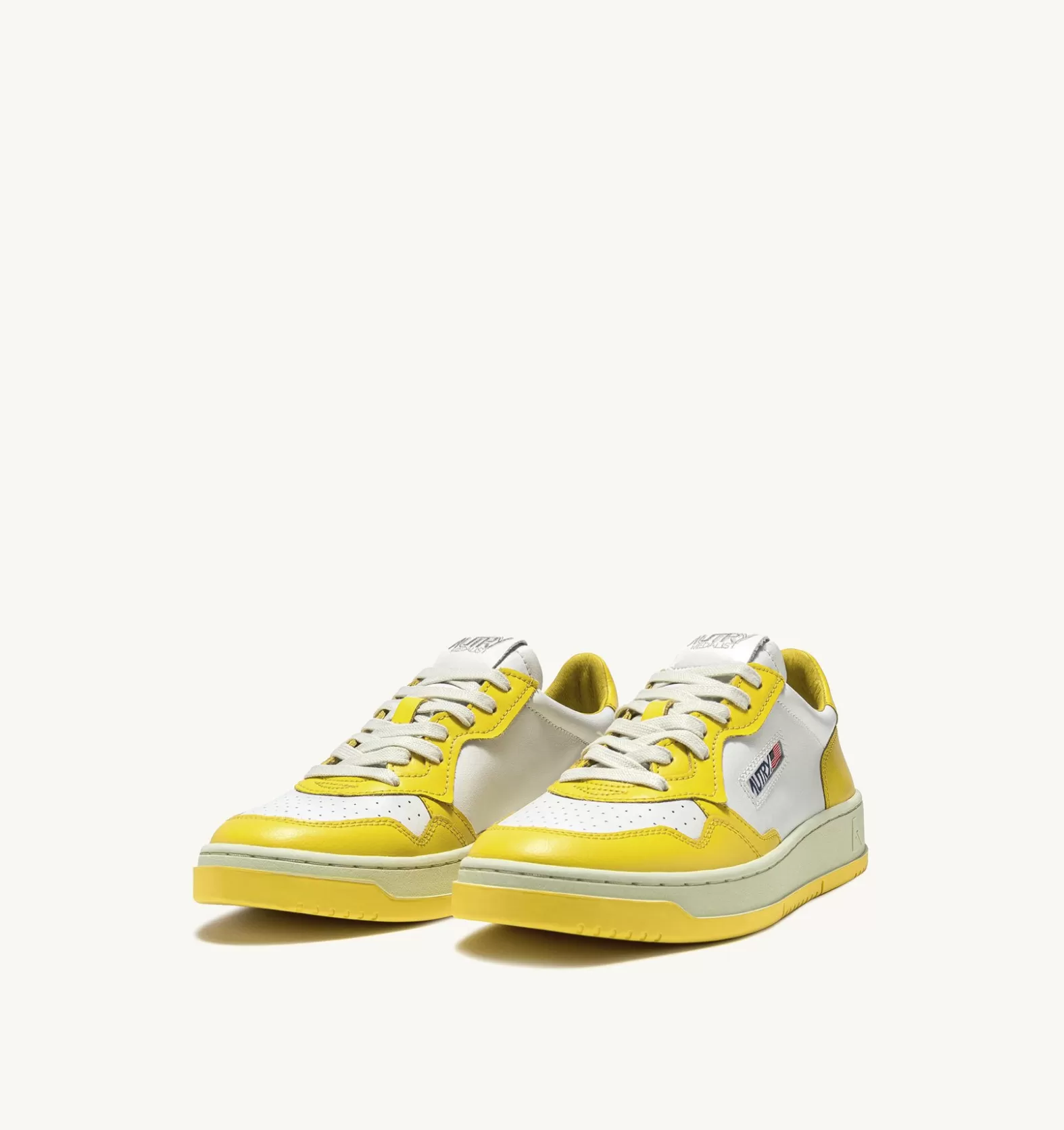 Medalist^AUTRY Two-Tone Medalist Low Sneakers In Leather Color White And Yellow