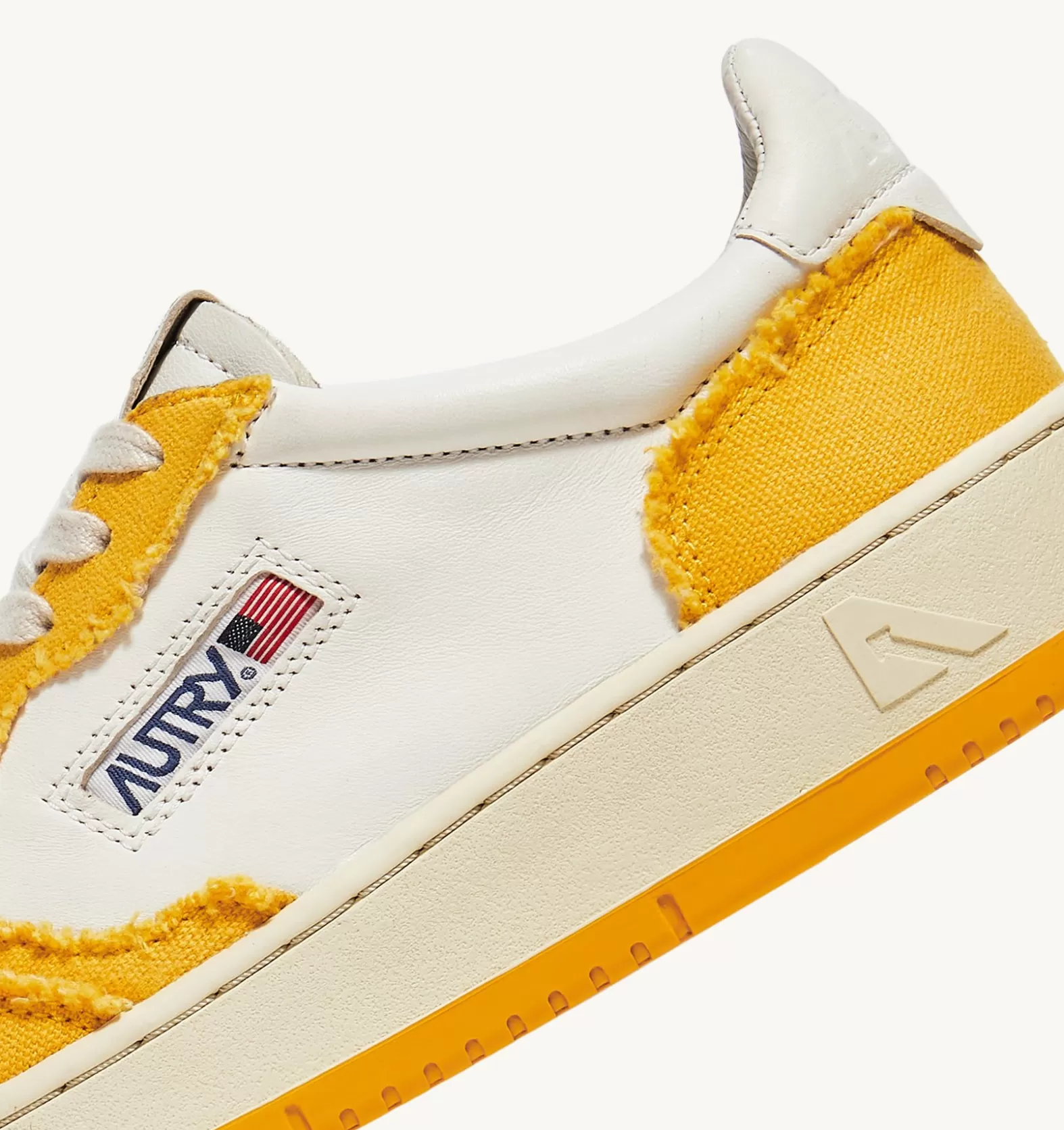 Medalist^AUTRY Two-Tone Medalist Low Sneakers In Soft Goatskin And Frayed Canvas Color White And Mango