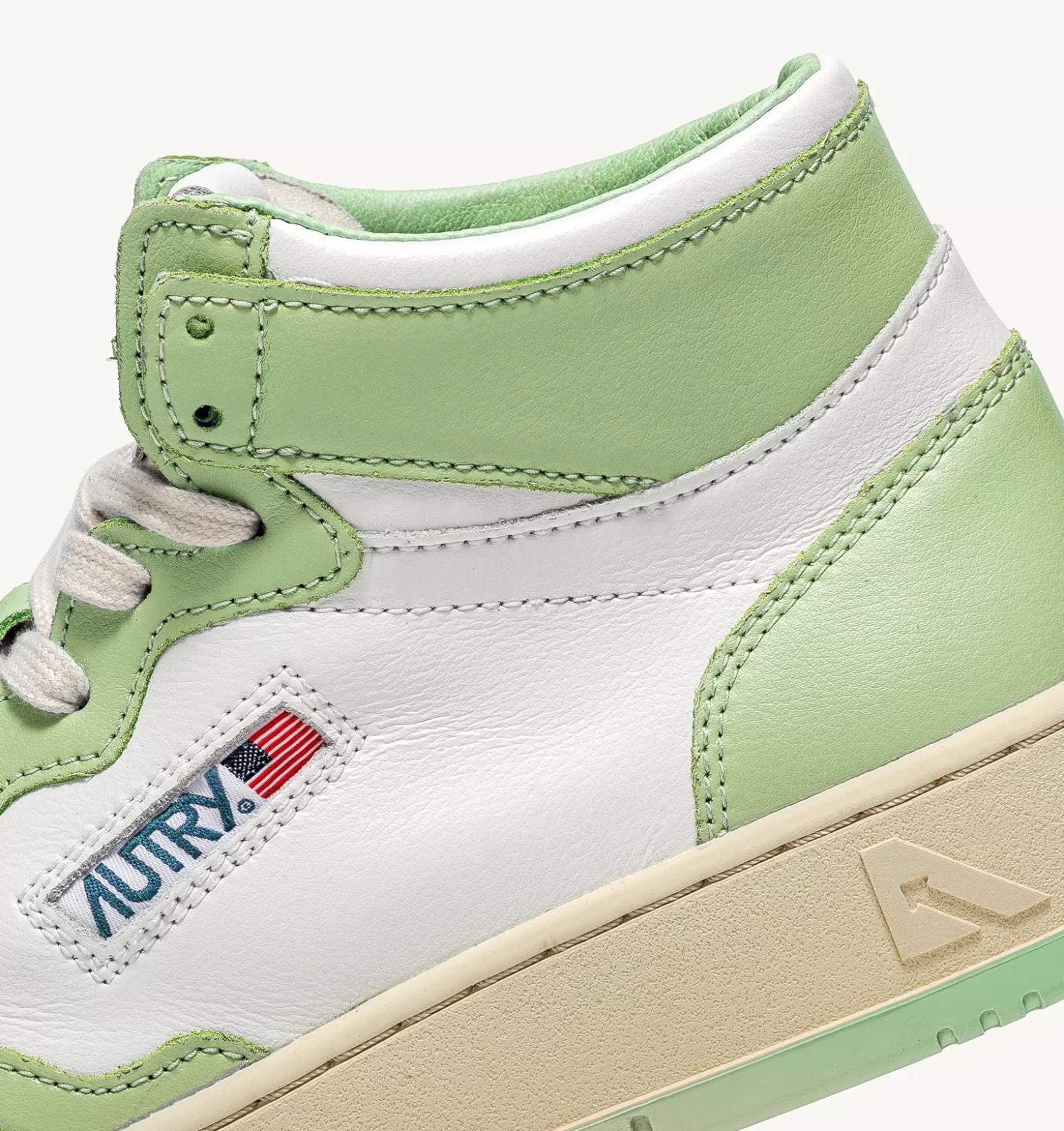 Medalist^AUTRY Two-Tone Medalist Mid Sneakers In Leather Color White And Nile Green